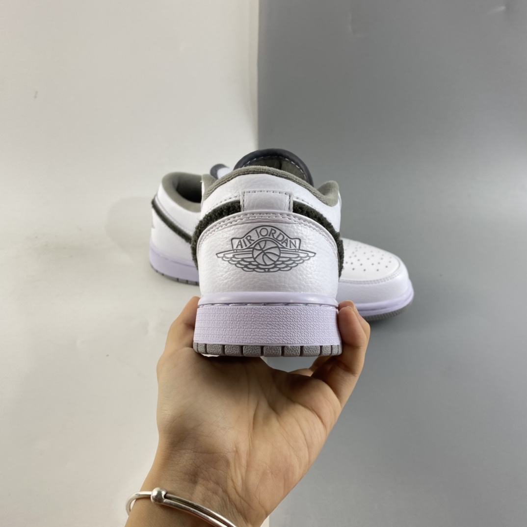 P200   Air Jordan 1 Low AJ1低帮时尚休闲板鞋 338145-103