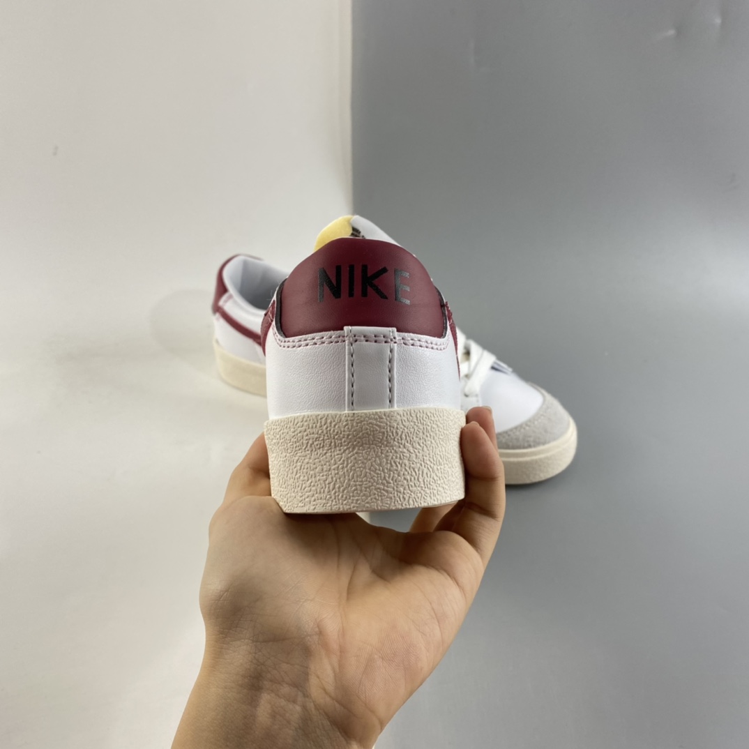 P160  Nike Blazer Low ’77 Vintage 开拓者皮面低帮休闲板鞋 DC4769-104