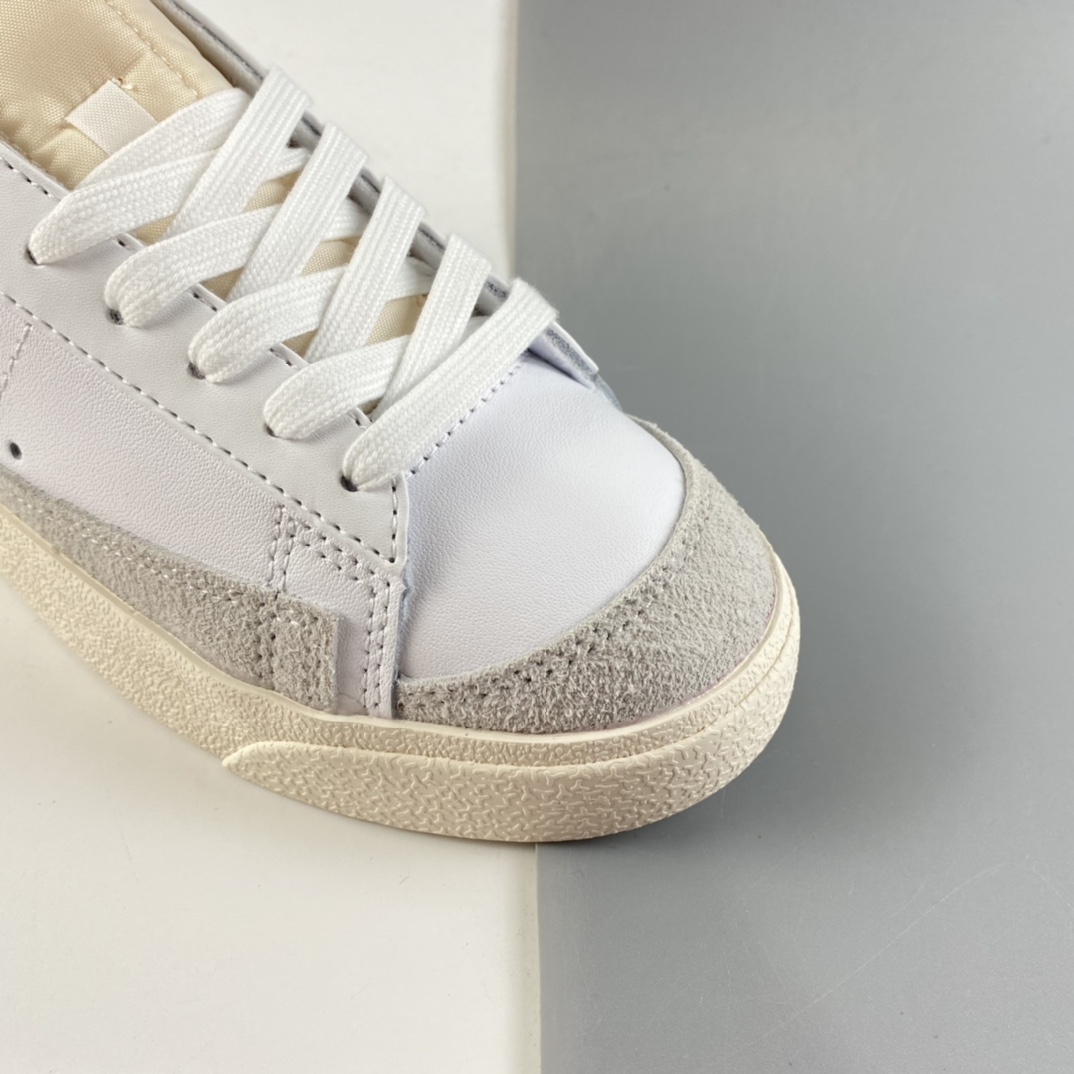 P160  Nike Blazer Low ’77 Vintage 开拓者皮面低帮休闲板鞋 DC4769-104