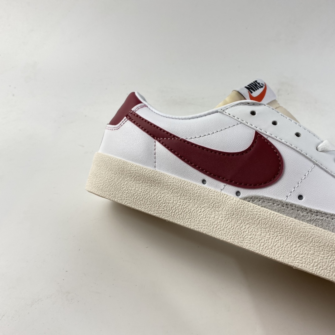 P160  Nike Blazer Low ’77 Vintage 开拓者皮面低帮休闲板鞋 DC4769-104
