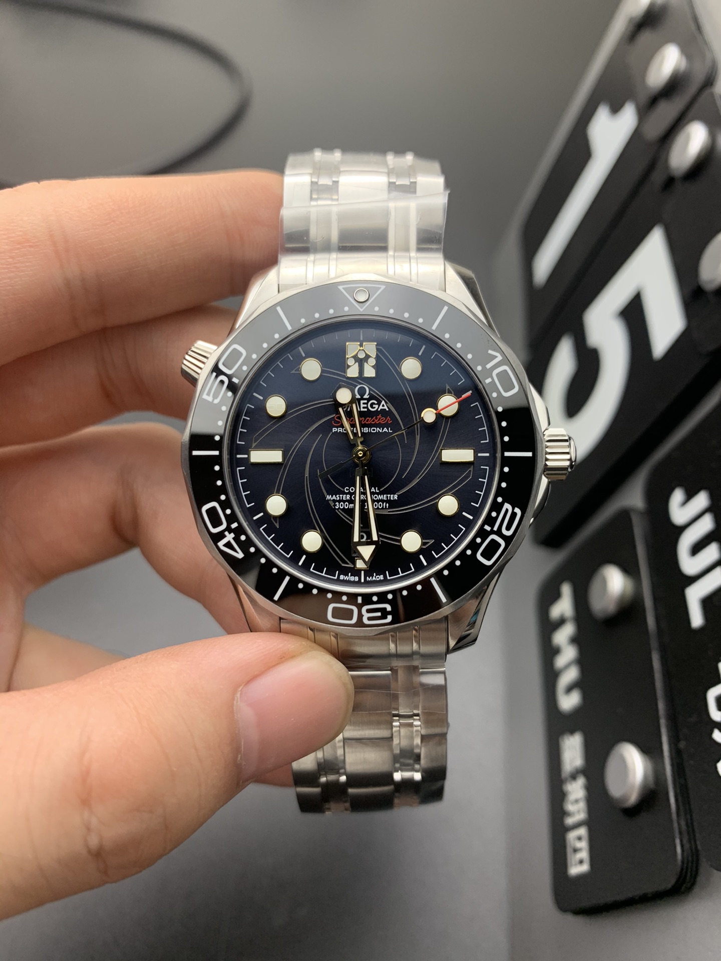 Omega 女王秘史