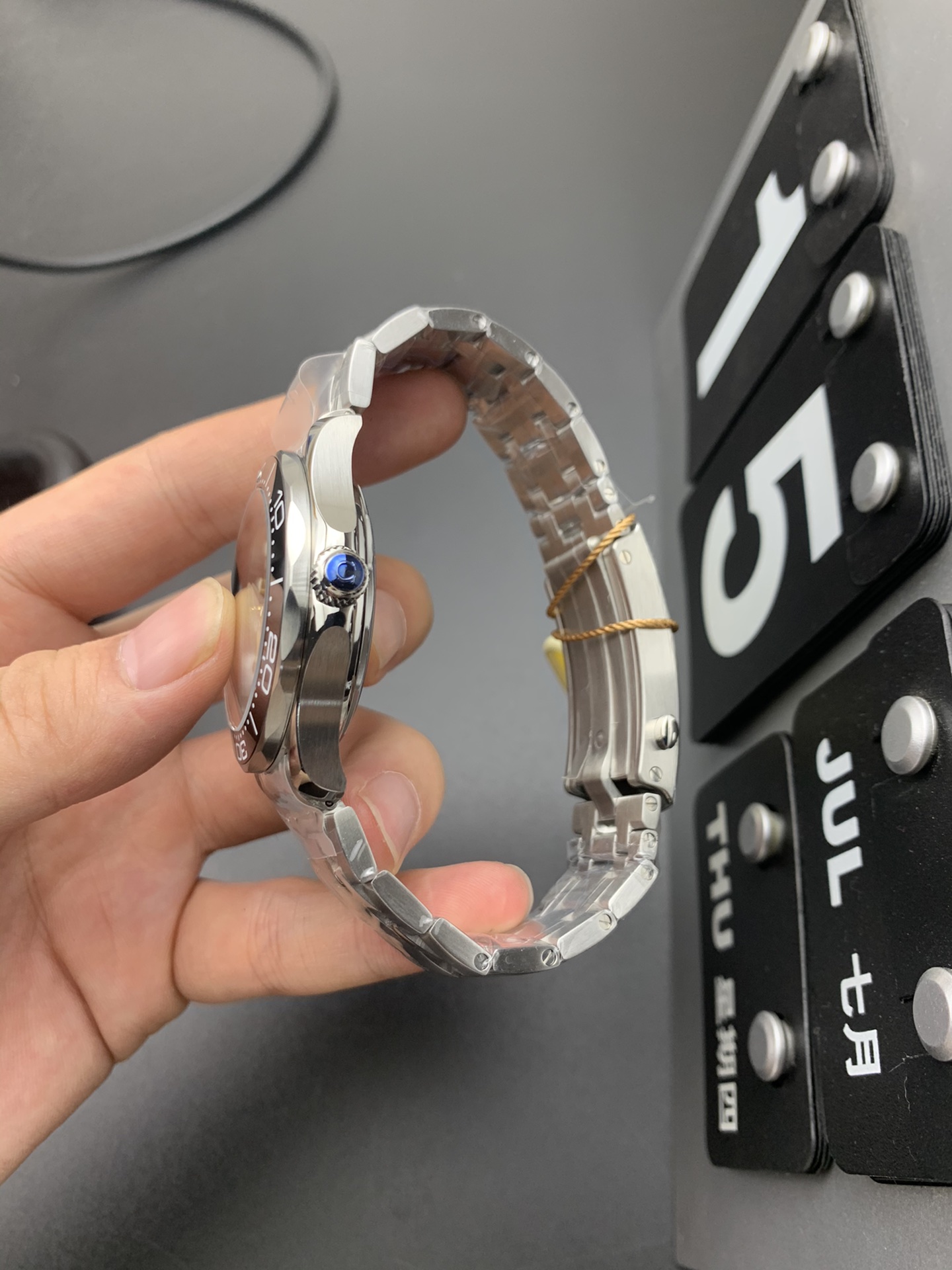 Omega 女王秘史