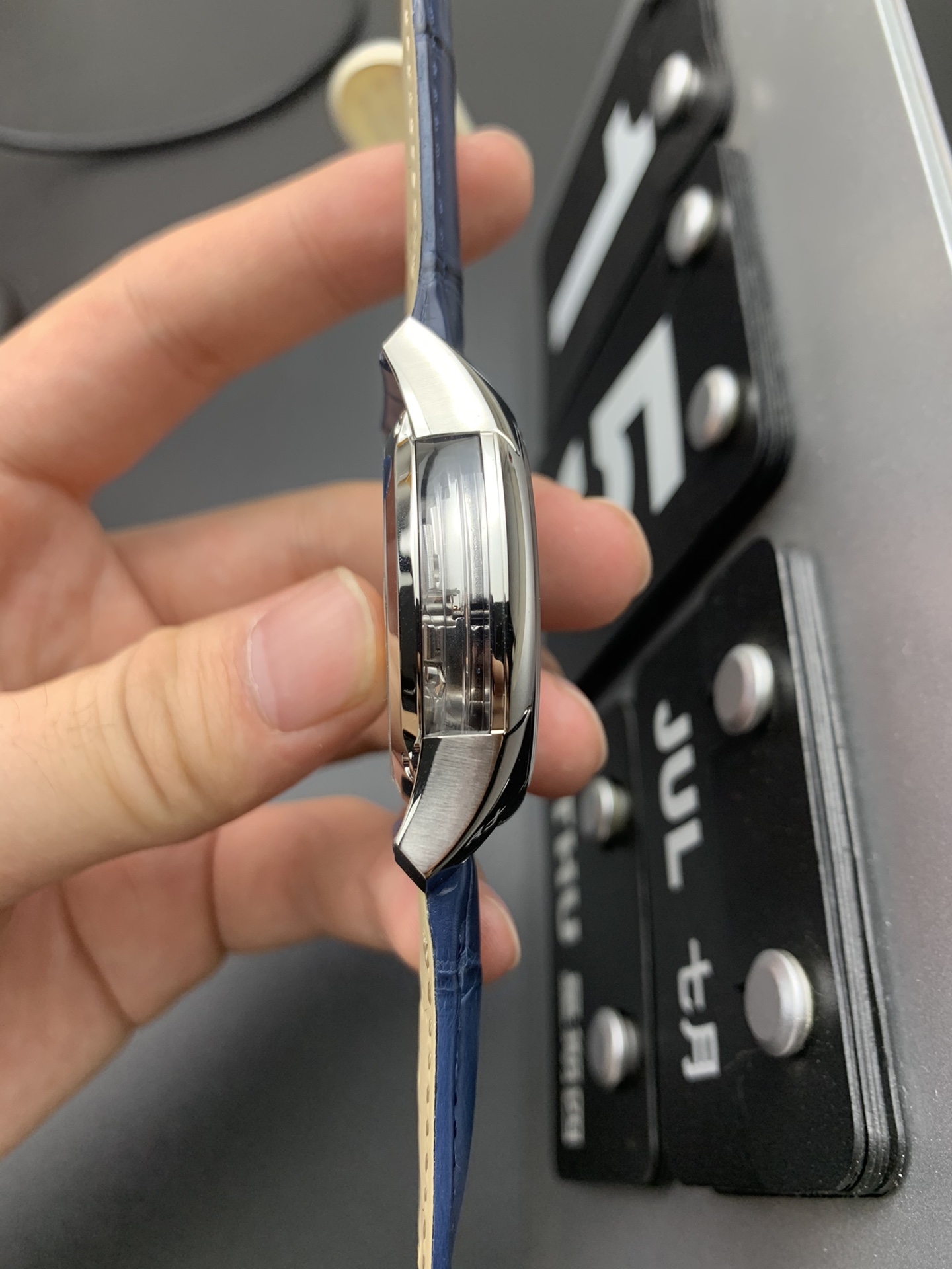 Omega 8900明亮之蓝