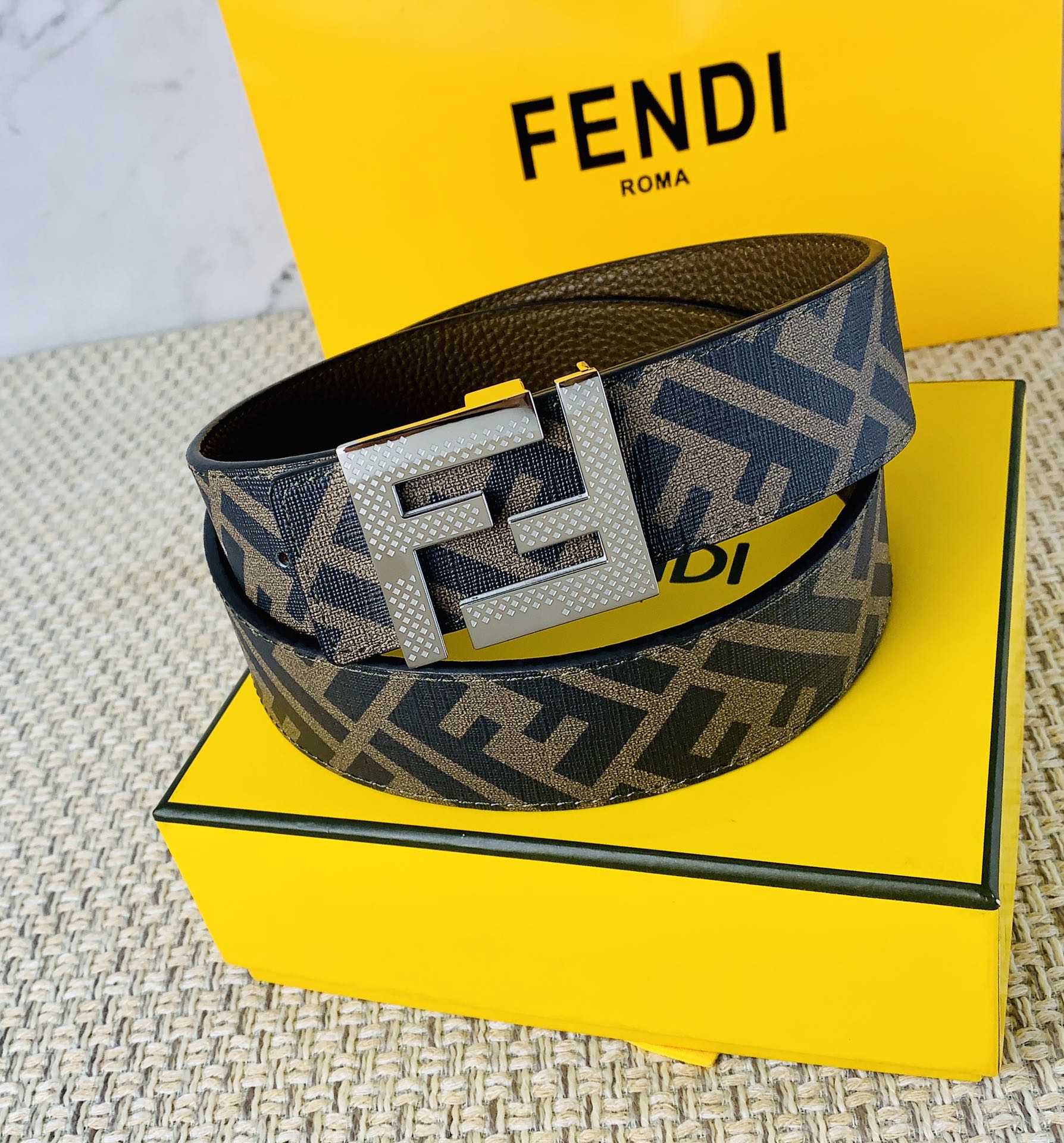 FENDI芬迪专柜同款双环正反用腰带