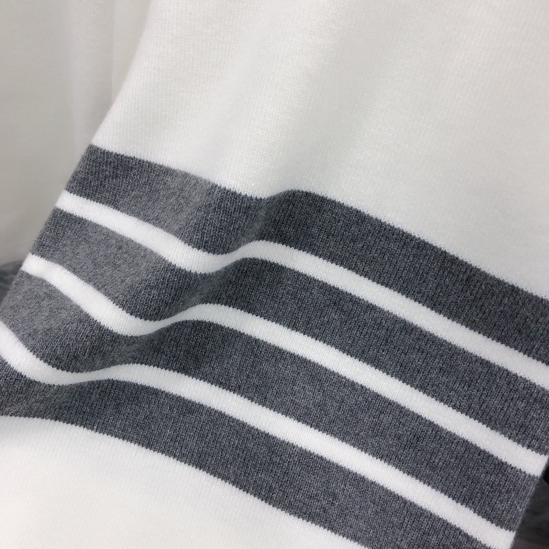 톰브라운 사선 울 쇼츠 반바지 40444 Thom Browne Shorts 상세 이미지 3