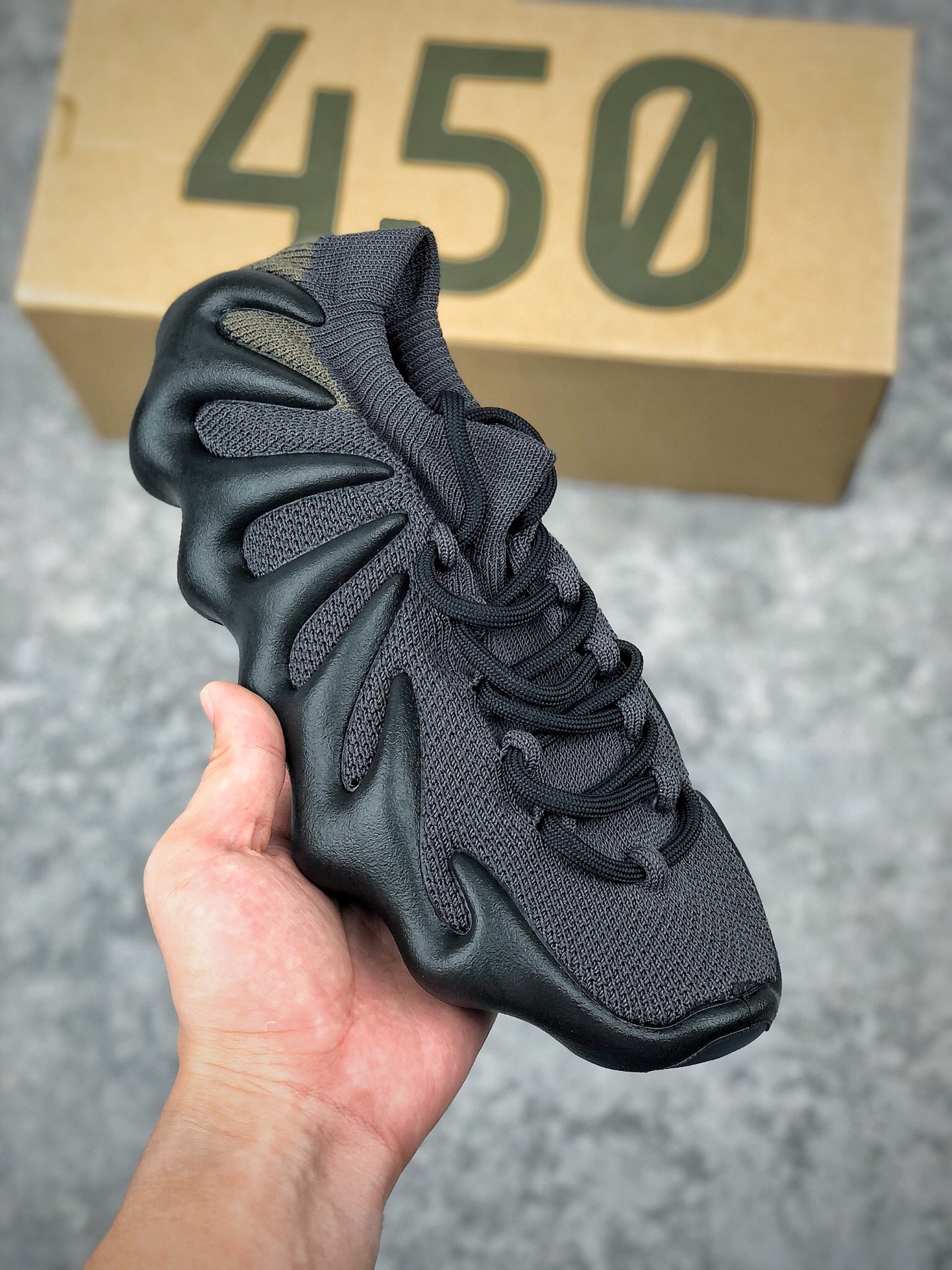  支持放店
AD Yeezy 450 