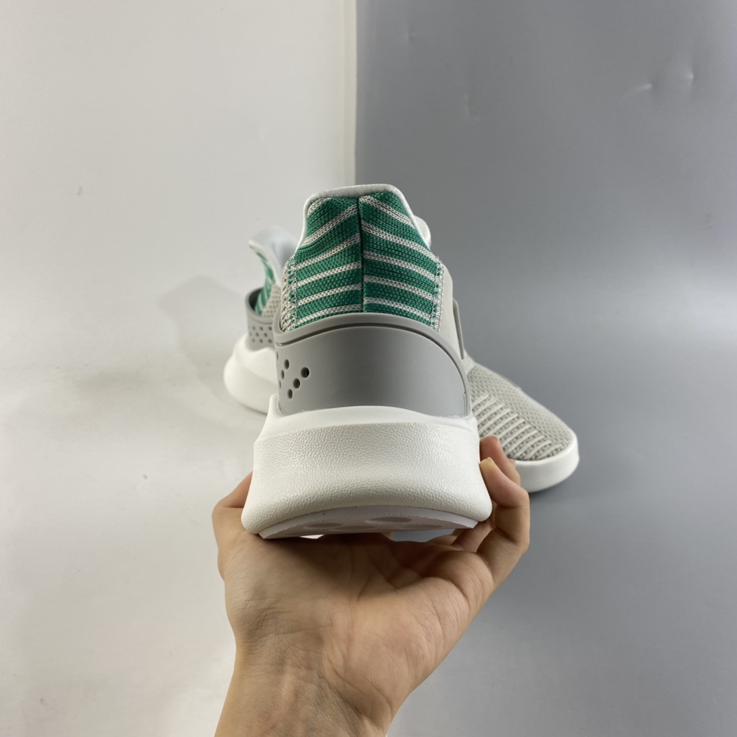 P180  Ad EQT Basketball ADV EQT 阿迪达斯缓震透气跑步鞋 CQ2995