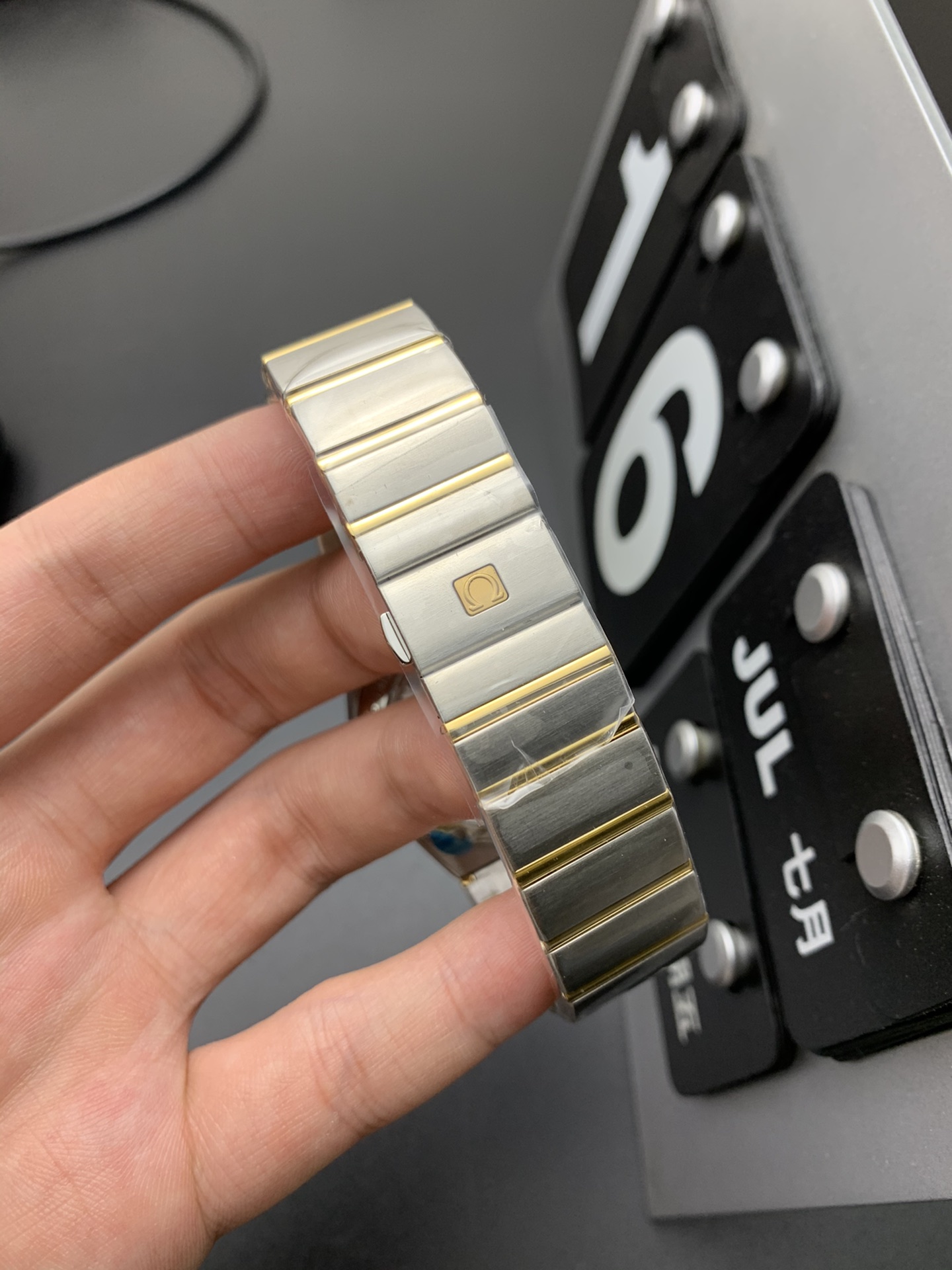 Omega 新款星座