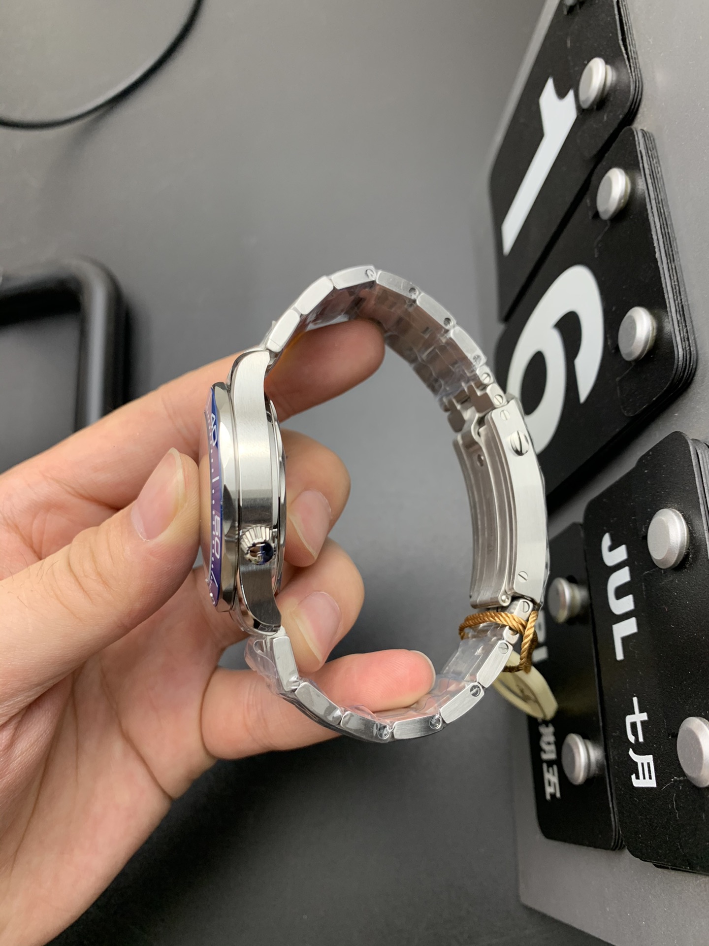 Omega 蓝海马300