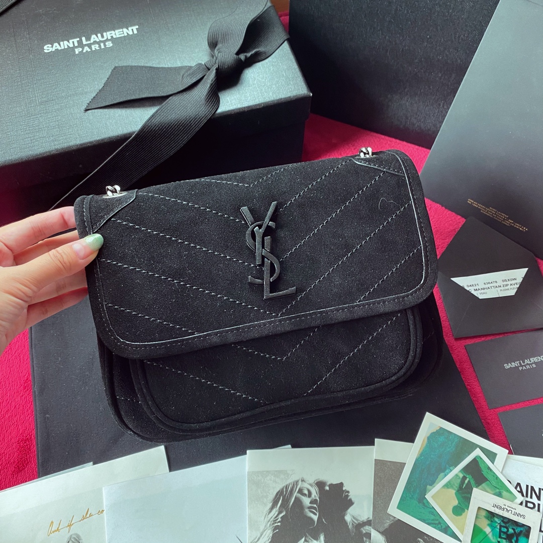 Saint Laurent 黑色小号NIKI 最新款磨砂皮系列 百分百进口磨砂皮_里外全皮_ 五金 之所以为