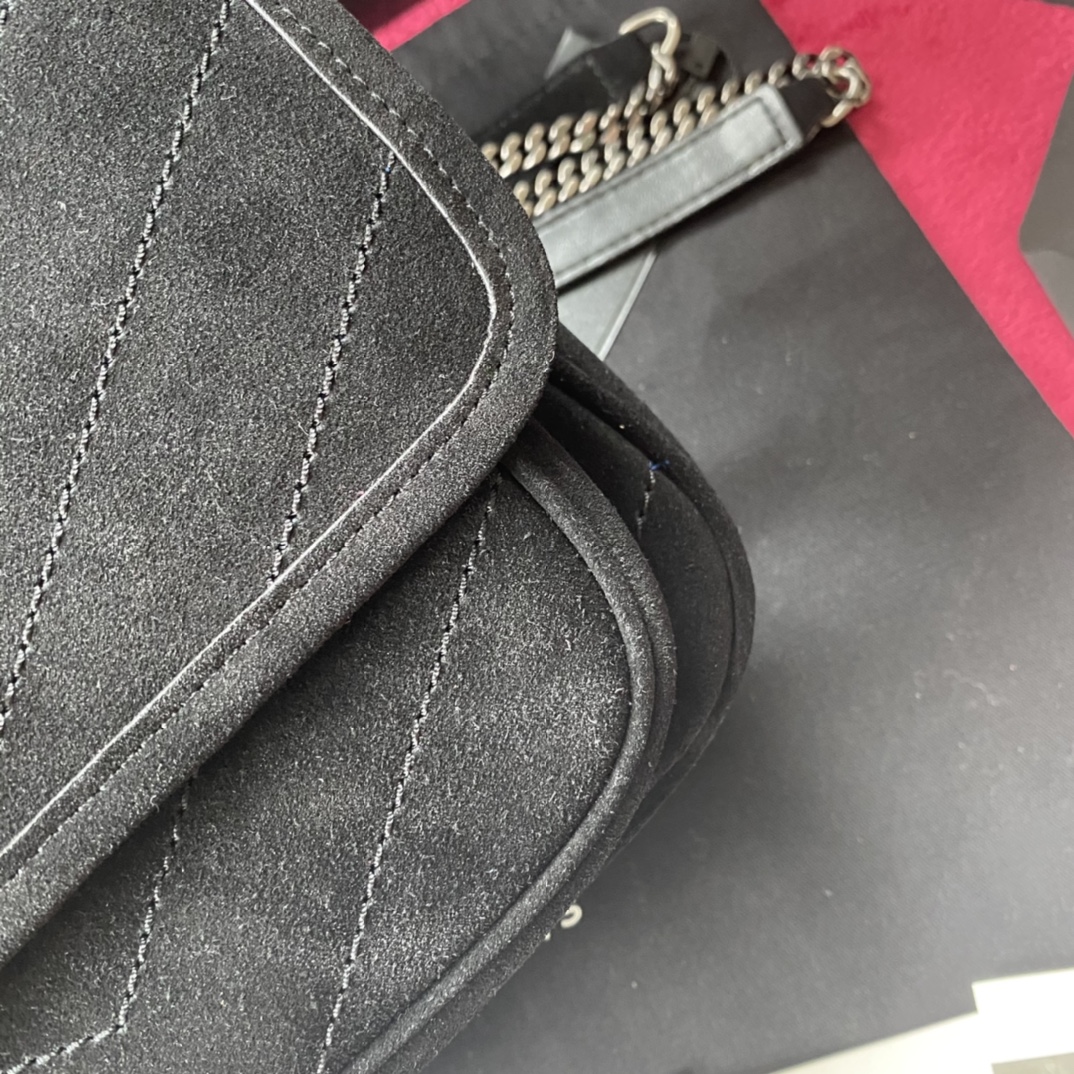 Saint Laurent 黑色小号NIKI 最新款磨砂皮系列 百分百进口磨砂皮_里外全皮_ 五金 之所以为
