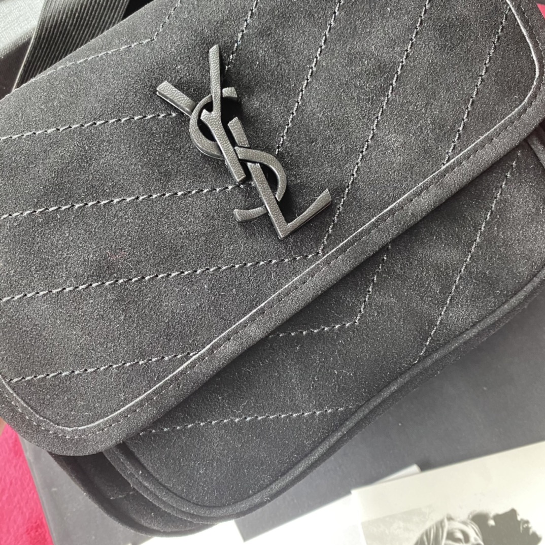 Saint Laurent 黑色小号NIKI 最新款磨砂皮系列 百分百进口磨砂皮_里外全皮_ 五金 之所以为