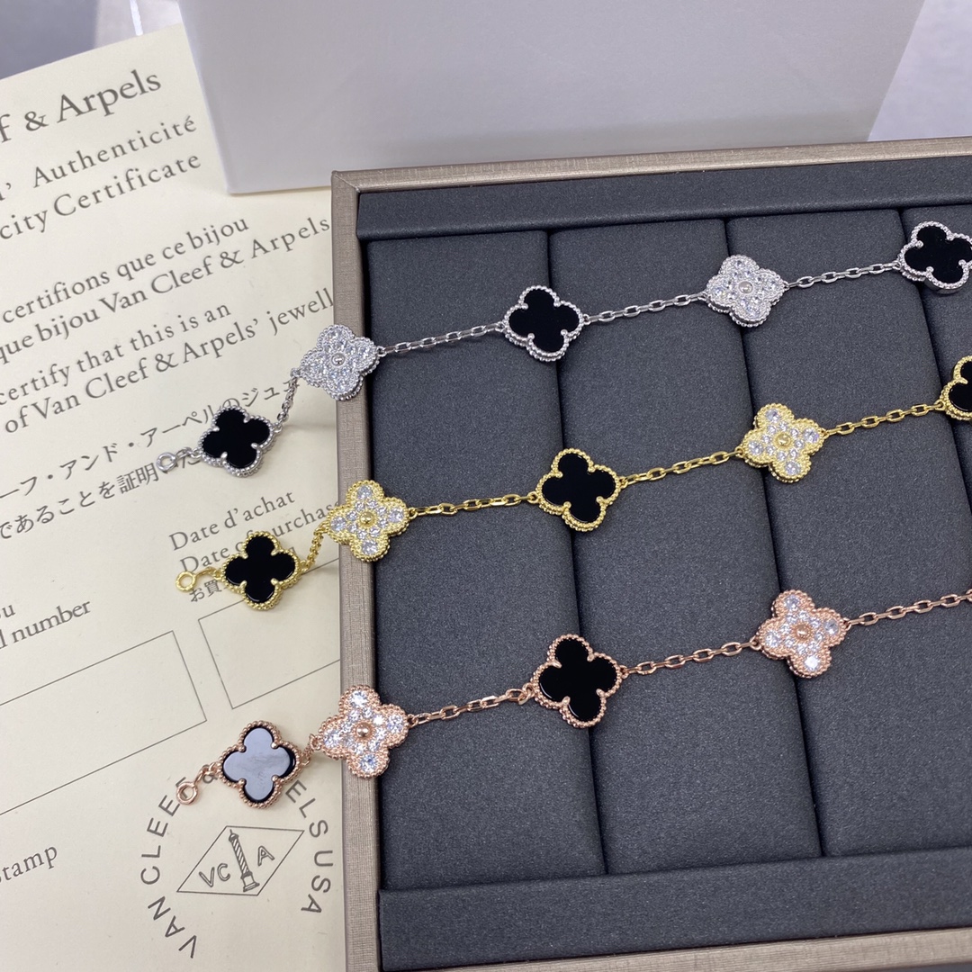 NO:104406,VCA Vintage Alhambra bracelet 5 pieces of four-leaf lucky pattern Five-flowered diamond bracelet Onyx (black agate) Platinum｜Rose gold｜Gold, Vca bracelet, manolo blahnik, bracelet, gold19860909VCA Vintage Alhambra手链 5枚四叶幸运图案 五花间钻手链 缟玛瑙（黑玛瑙） 白金｜玫瑰金｜黄金,Vca手链,manolo blahnik,bracelet,gold,Jewelry