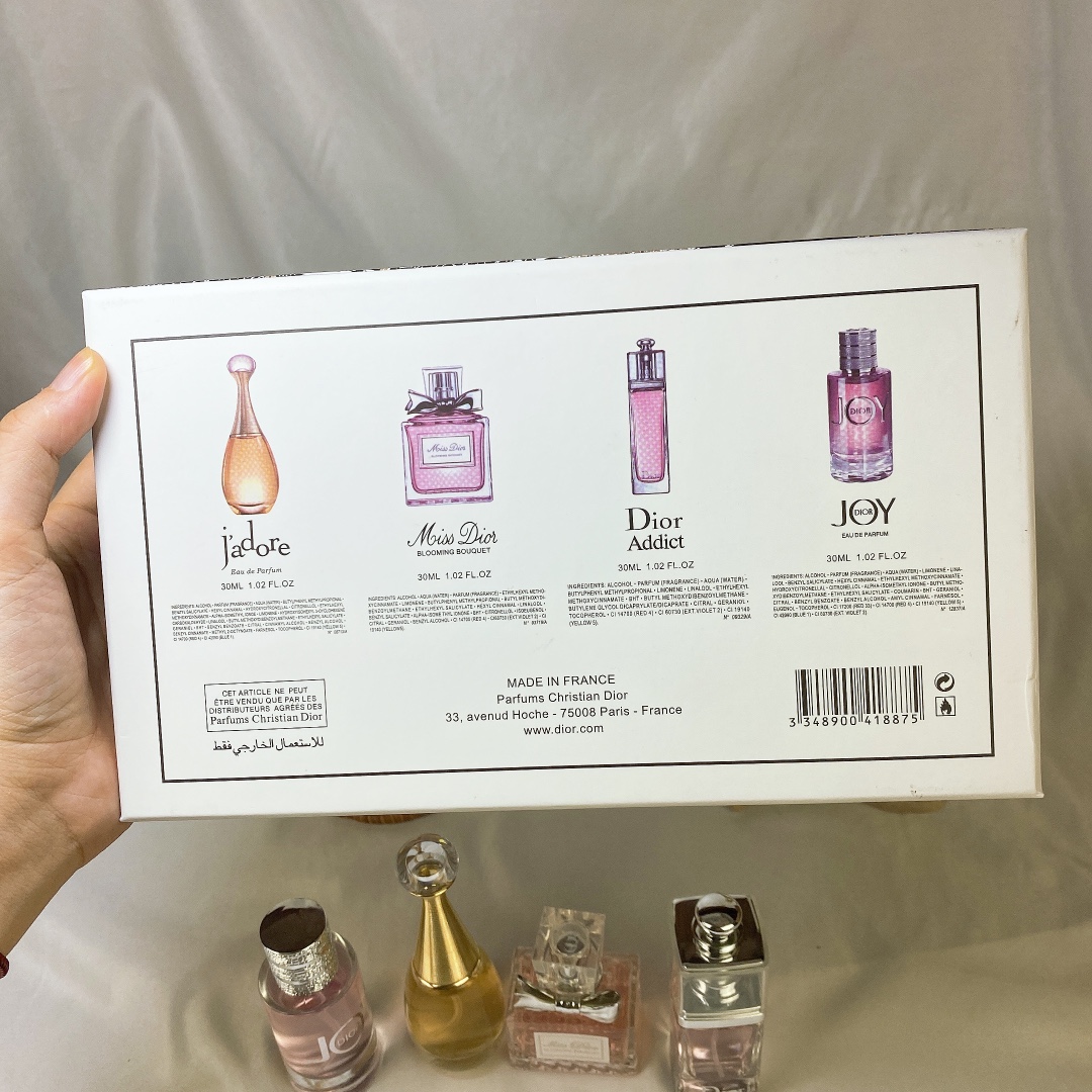 Dior Perfume Sample Set - J'adore, Blooming Bouquet, Addict, Joy - 4 x 30ml 7 i1626422838 6060 6