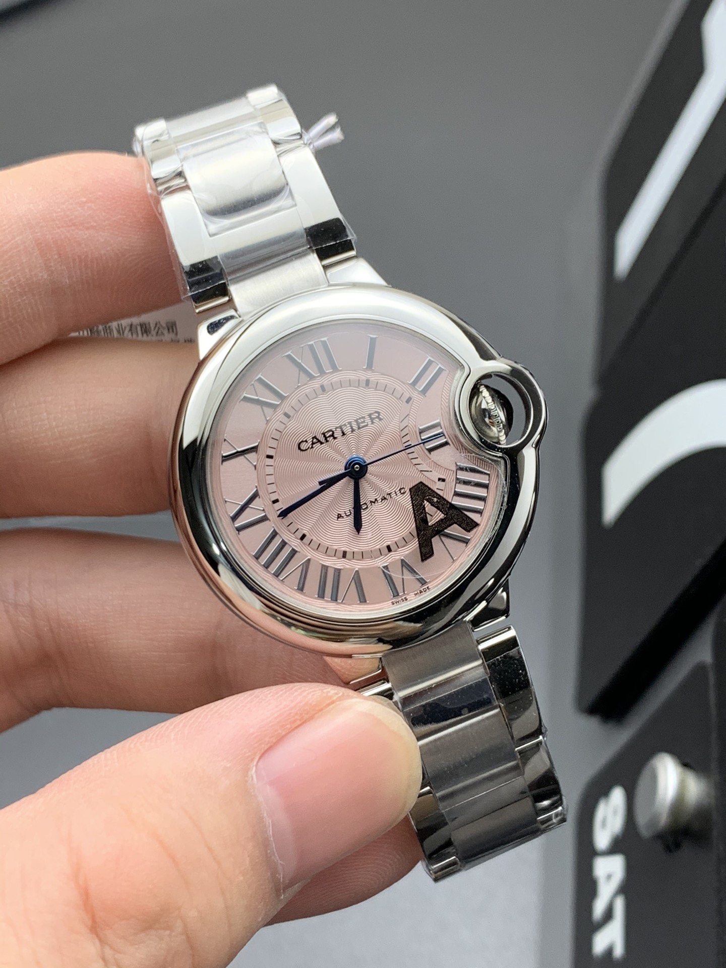 Cartier V6 33机械粉气球