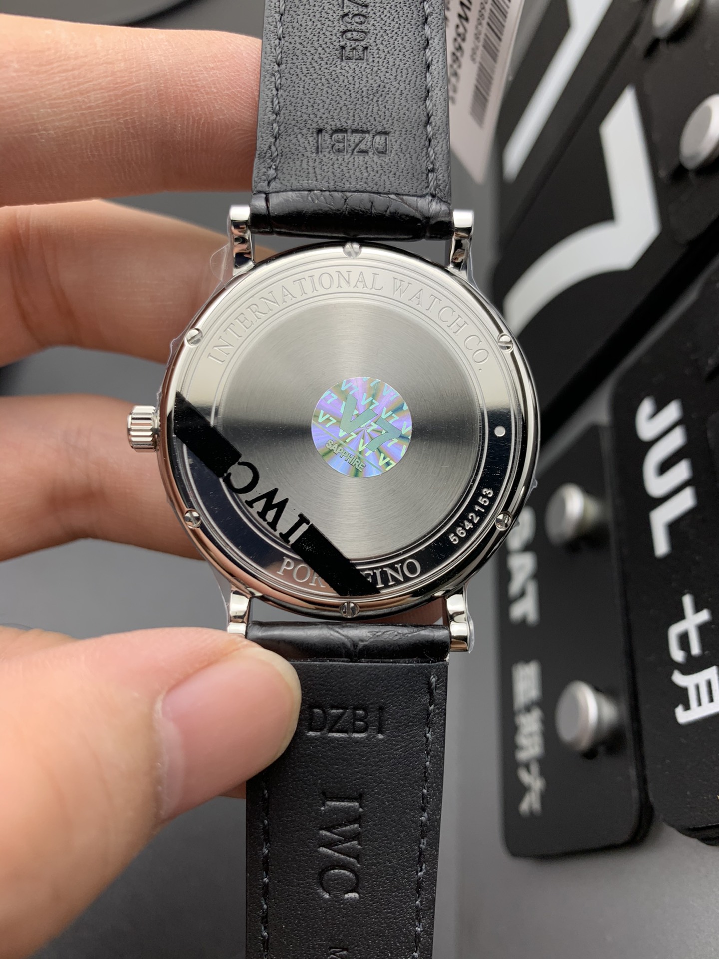 Lacoste V7 鳄鱼皮金针波涛