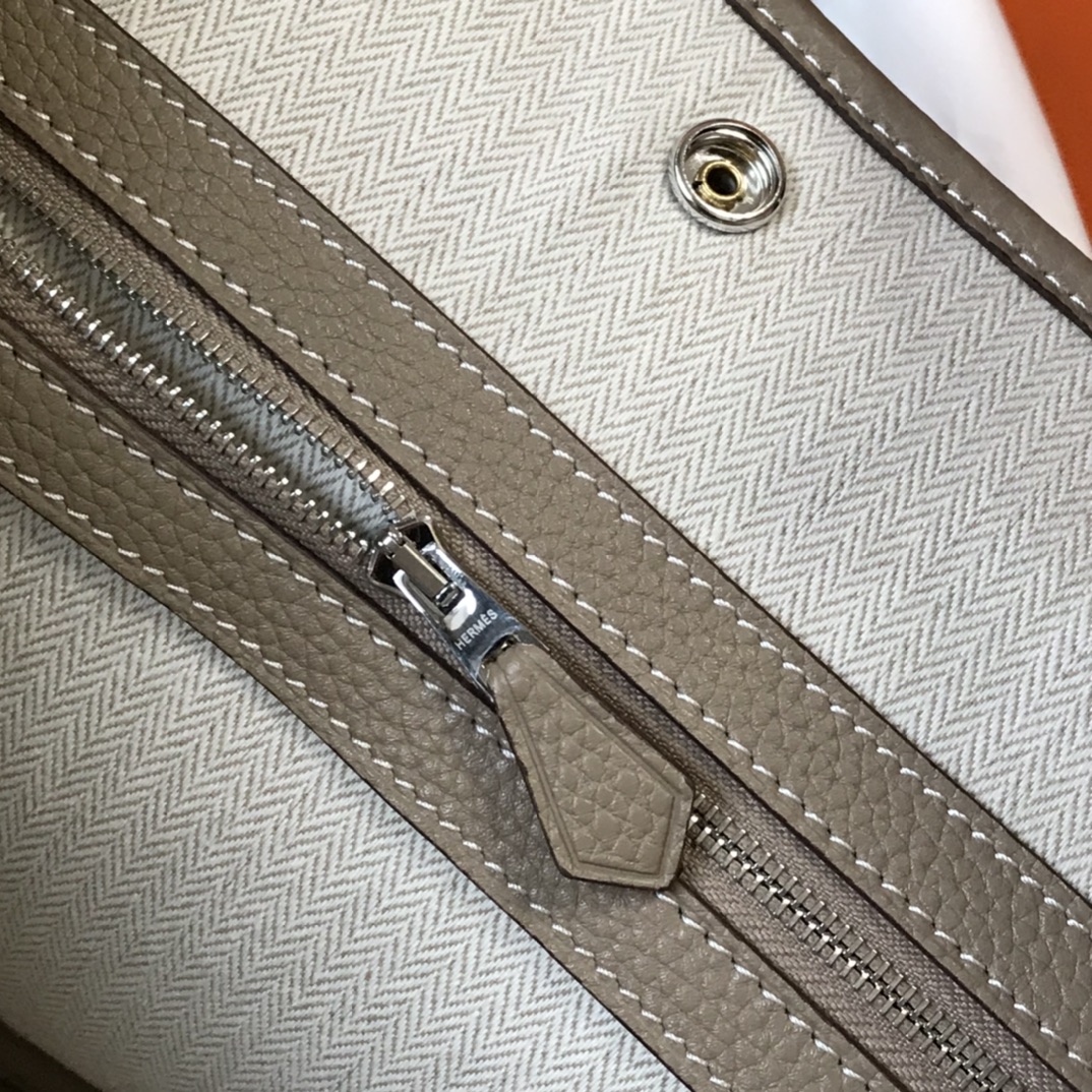 Hermès Garden Party 36 Handbag: Casual Style, Extra-Large Capacity, and Authentic Design 8 i1626507627 2076 6