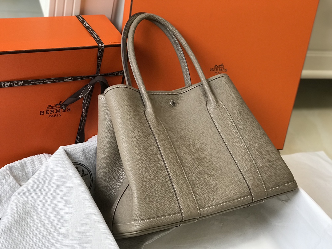 Hermès Garden Party 36 Handbag: Casual Style, Extra-Large Capacity, and Authentic Design 3 i1626507627 599 1