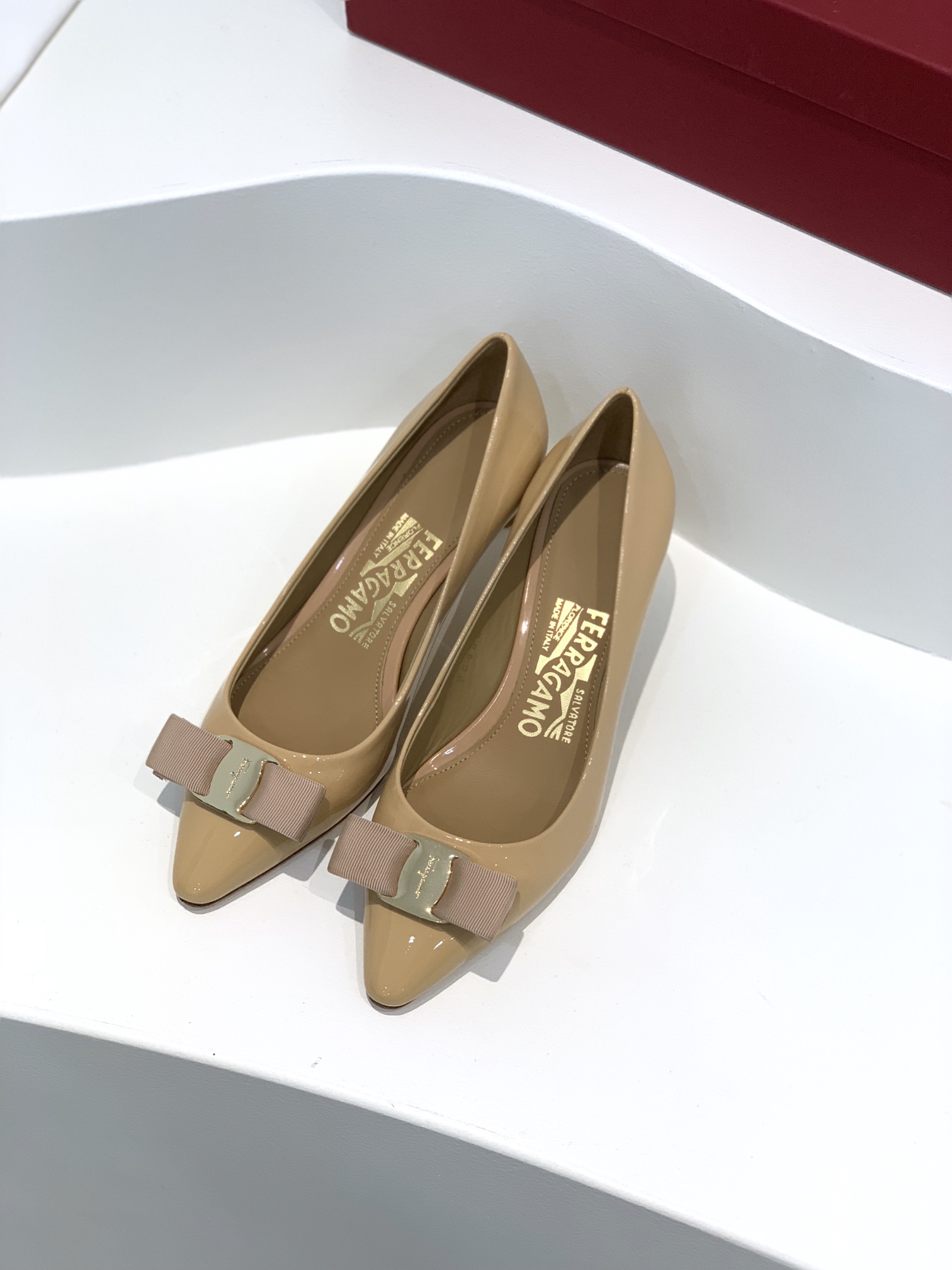 [Ferragamo Women