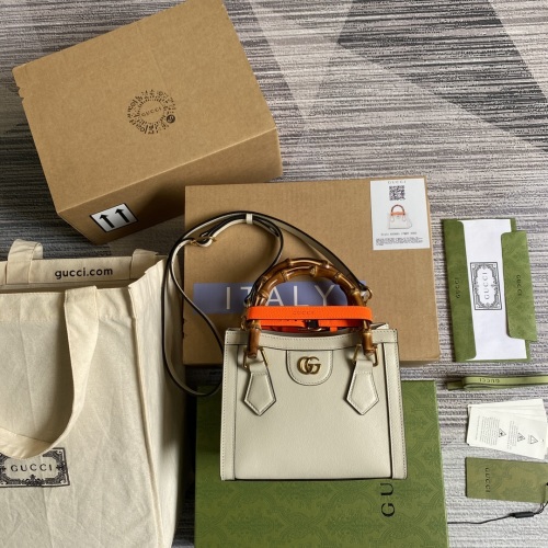 Gucci Bamboo Top Handle Bag White Leather, 20x16x10 cm