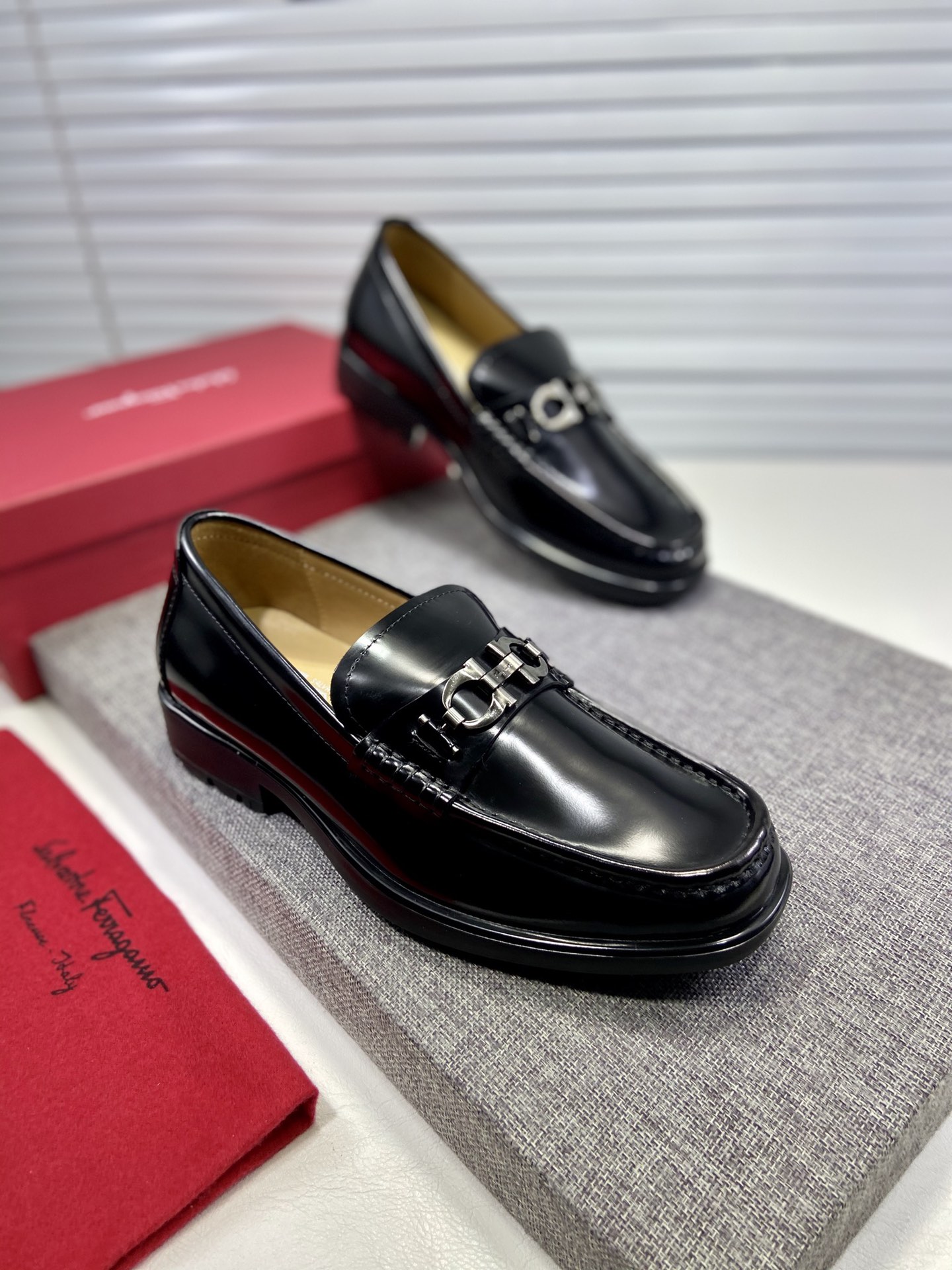 K0 顶级版本🎖Ferragamo 菲拉格慕 高端休闲男鞋🐮🐮专柜正品一比一复刻 顶级高品质👞进口〰 开边珠牛皮鞋面➕水洗牛皮内里 牛皮垫脚 原版大底⬆️配码:38~44 [定做45]