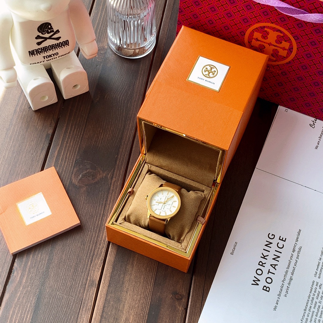 Часы Tory Burch