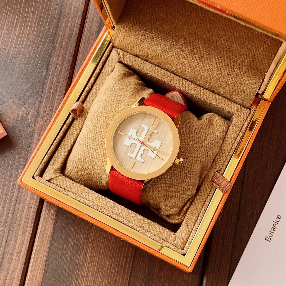 Часы Tory Burch