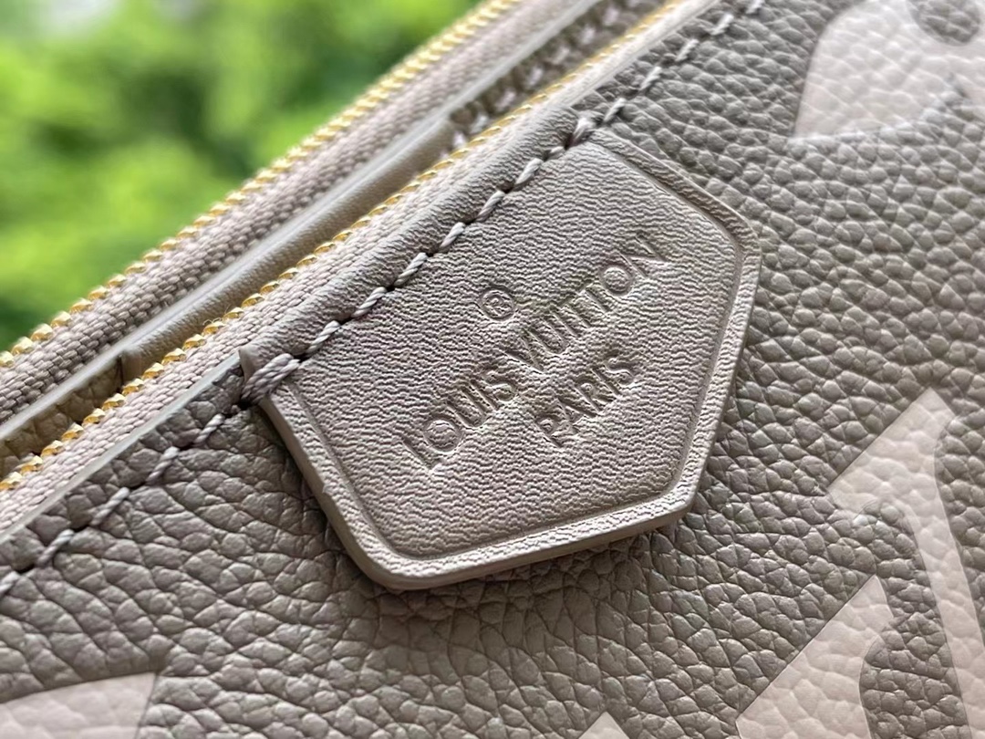 Chanel Haute Couture Designer Jacket Coat Ready-to-Wear Ref 5