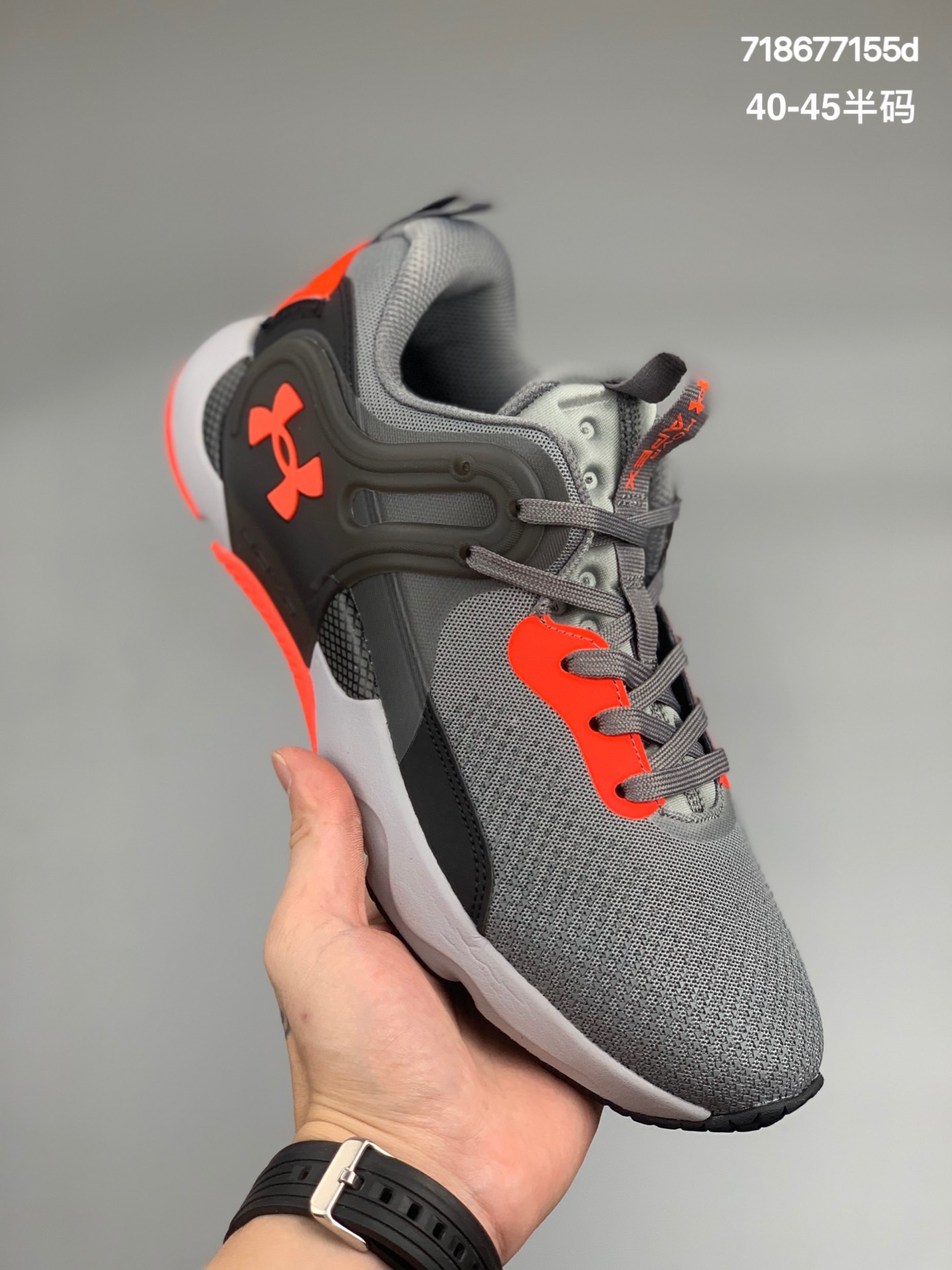 
Under Armour 安德玛 UA男子HOVR APEX 运动深蹲训练鞋 
货号:3024271
尺码:40-45半码
编码:718677155d