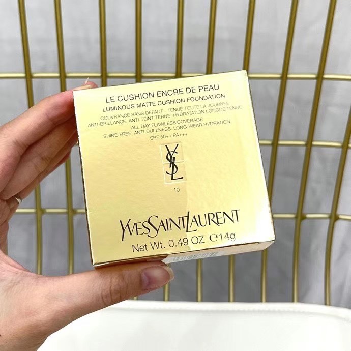 Yves Saint Laurent Luminous Matte Cushion Foundation SPF 50 1 i1626579748 1722 0