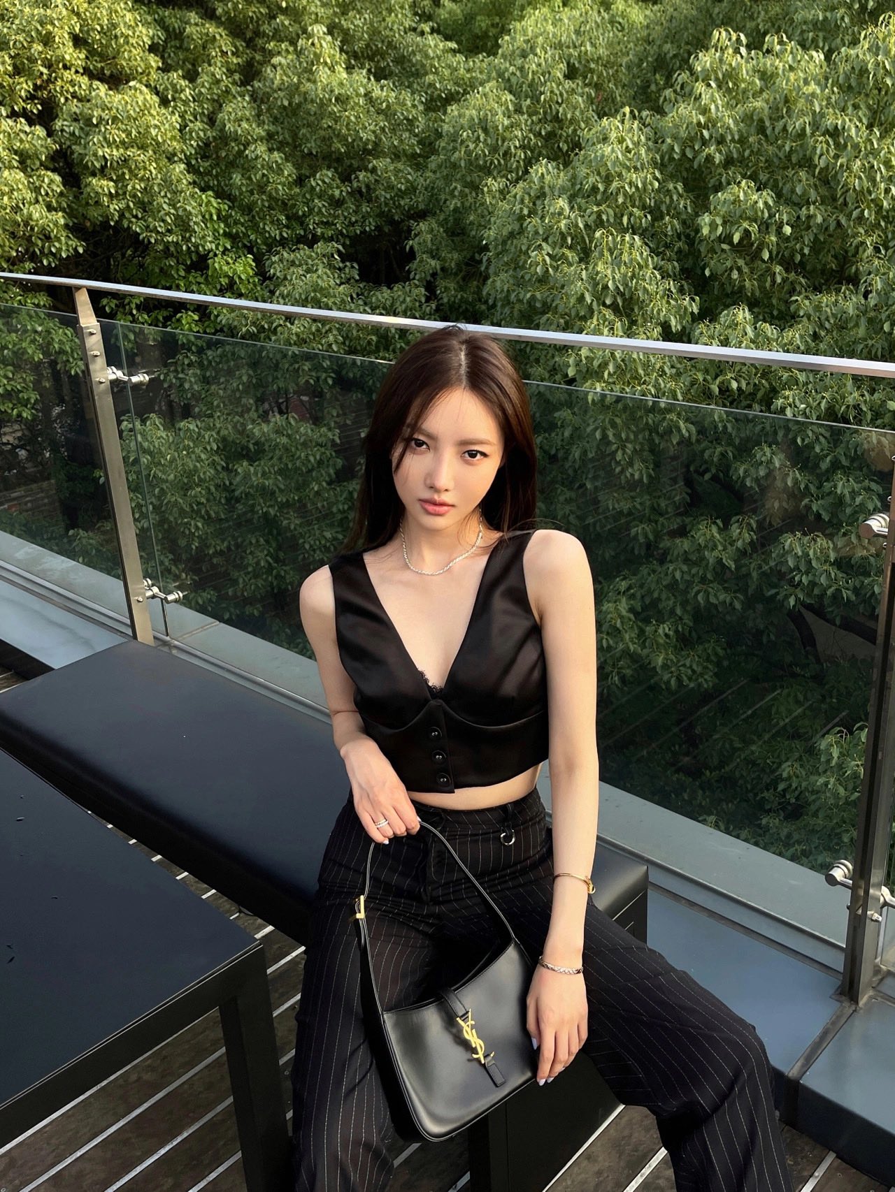 Saint laurent Ysl LE 5 À 7 平纹腋下包 657228黑色