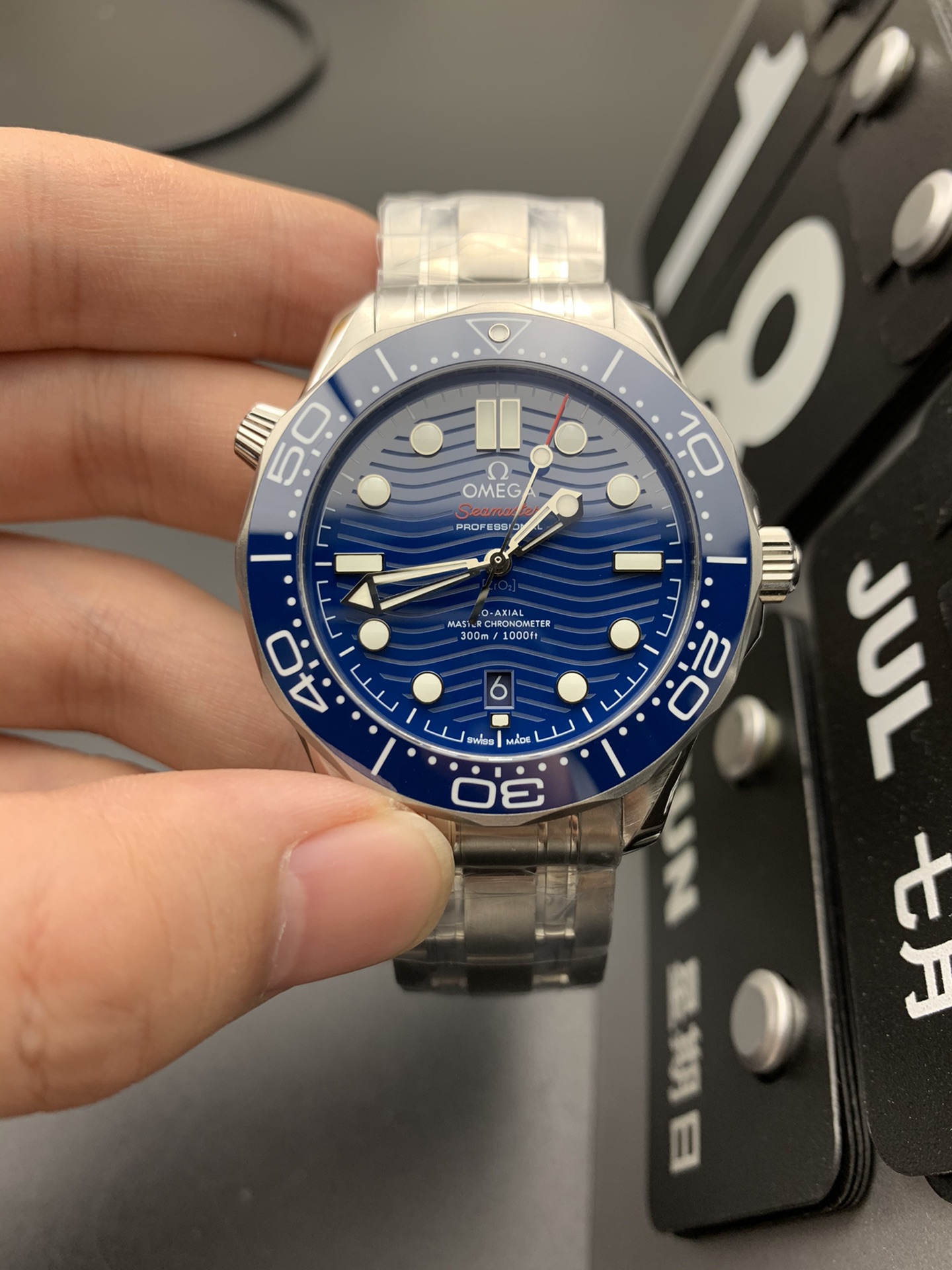 Omega 海马300蓝