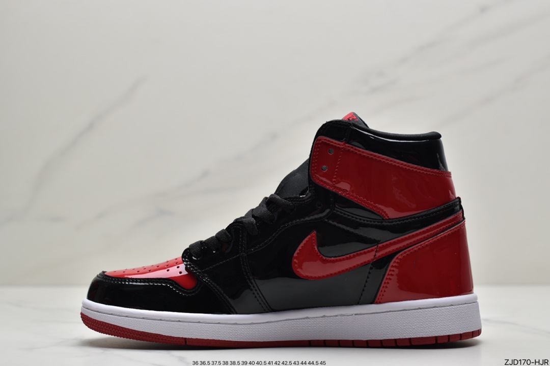 240  Air Jordan 1 High OG ”Bred Patent”黑红金人吊牌  555088-063