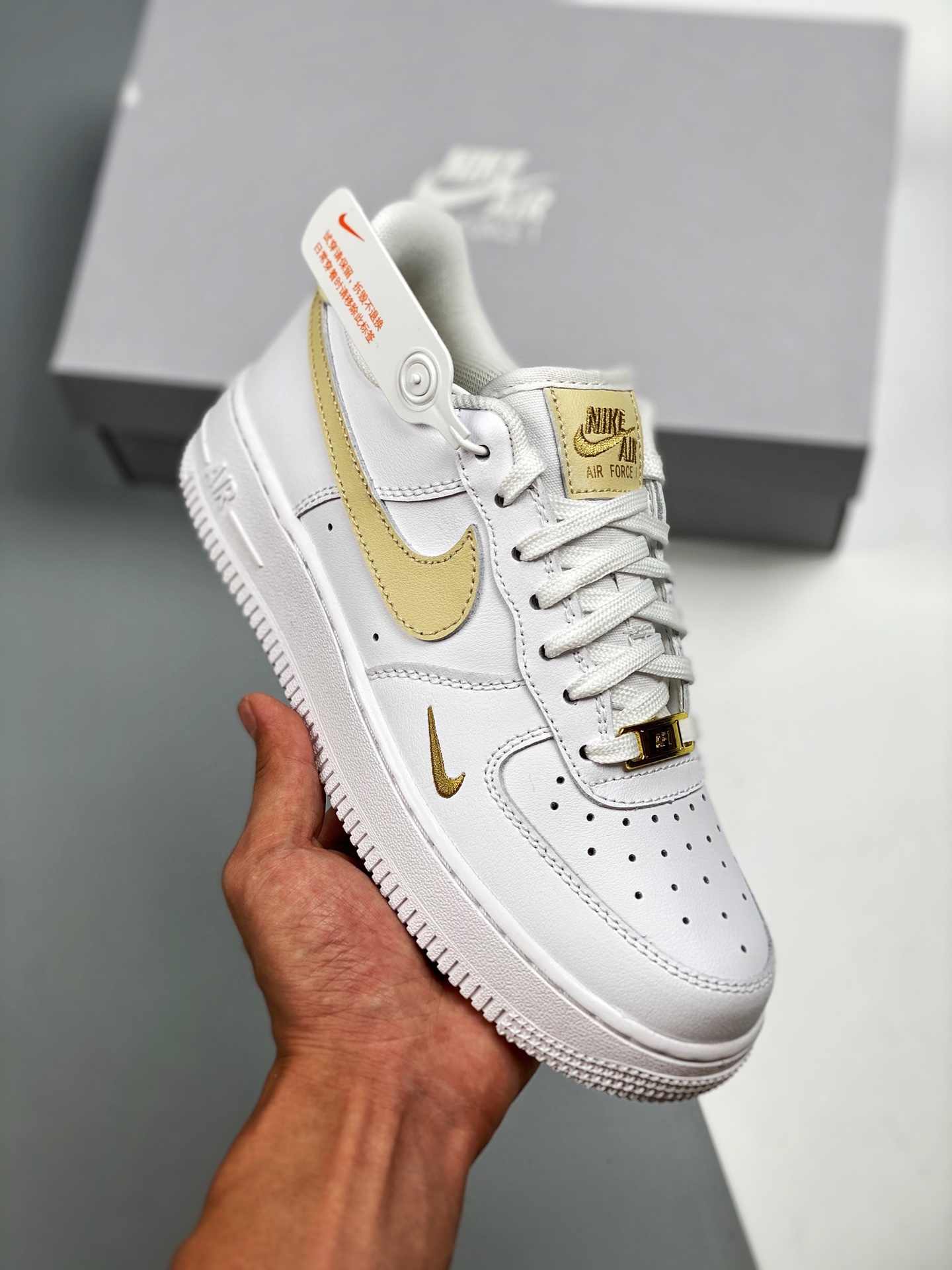 Apoya la tienda 3 Air Force 1 Low blanco dorado, broche dorado, horma original, cartón original, estilo puro de la Fuer…