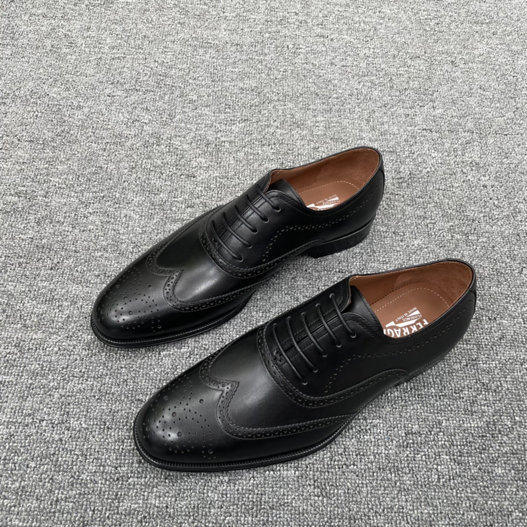Salvatore Ferragamo Men's Black Leather Wingtip Brogue Oxford Dress Shoes 3 i1626635457 8641 1