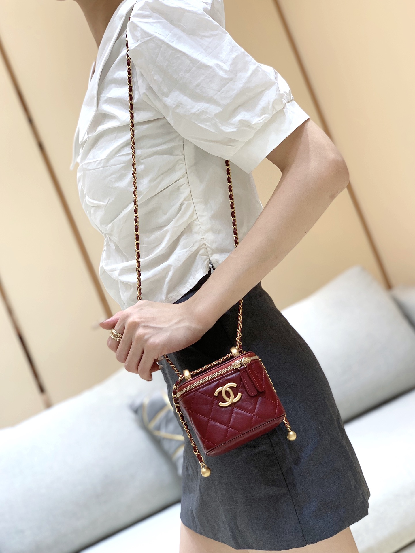 Chanel 高级手工坊双金珠系列盒子斜挎包 AP2292酒红