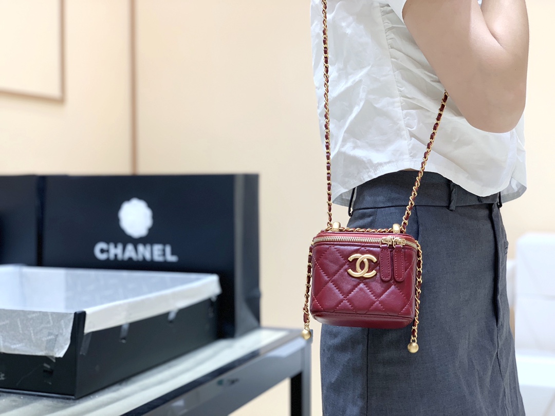 Chanel 高级手工坊双金珠系列盒子斜挎包 AP2292酒红