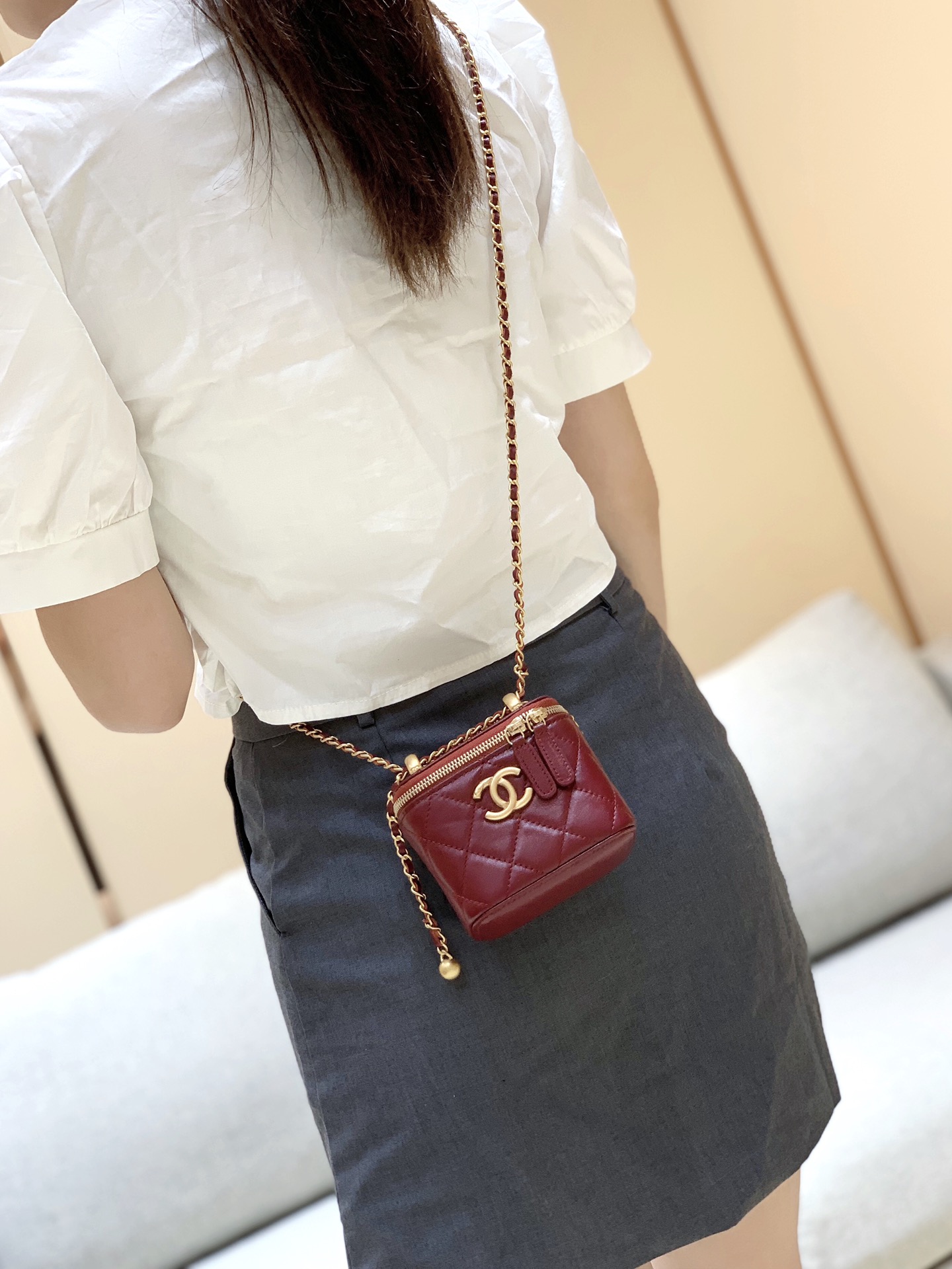 Chanel 高级手工坊双金珠系列盒子斜挎包 AP2292酒红