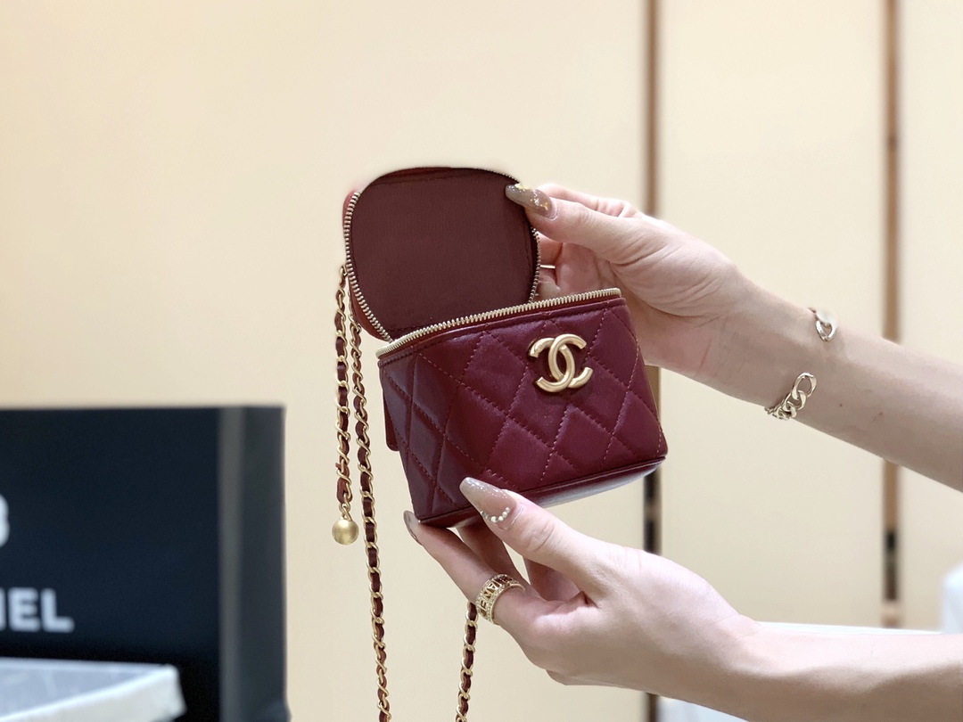 Chanel 高级手工坊双金珠系列盒子斜挎包 AP2292酒红
