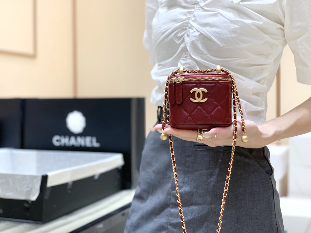 Chanel 高级手工坊双金珠系列盒子斜挎包 AP2292酒红