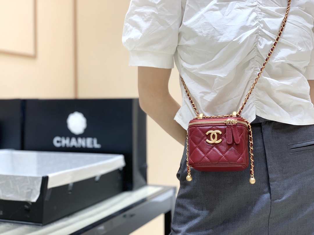 Chanel 高级手工坊双金珠系列盒子斜挎包 AP2292酒红