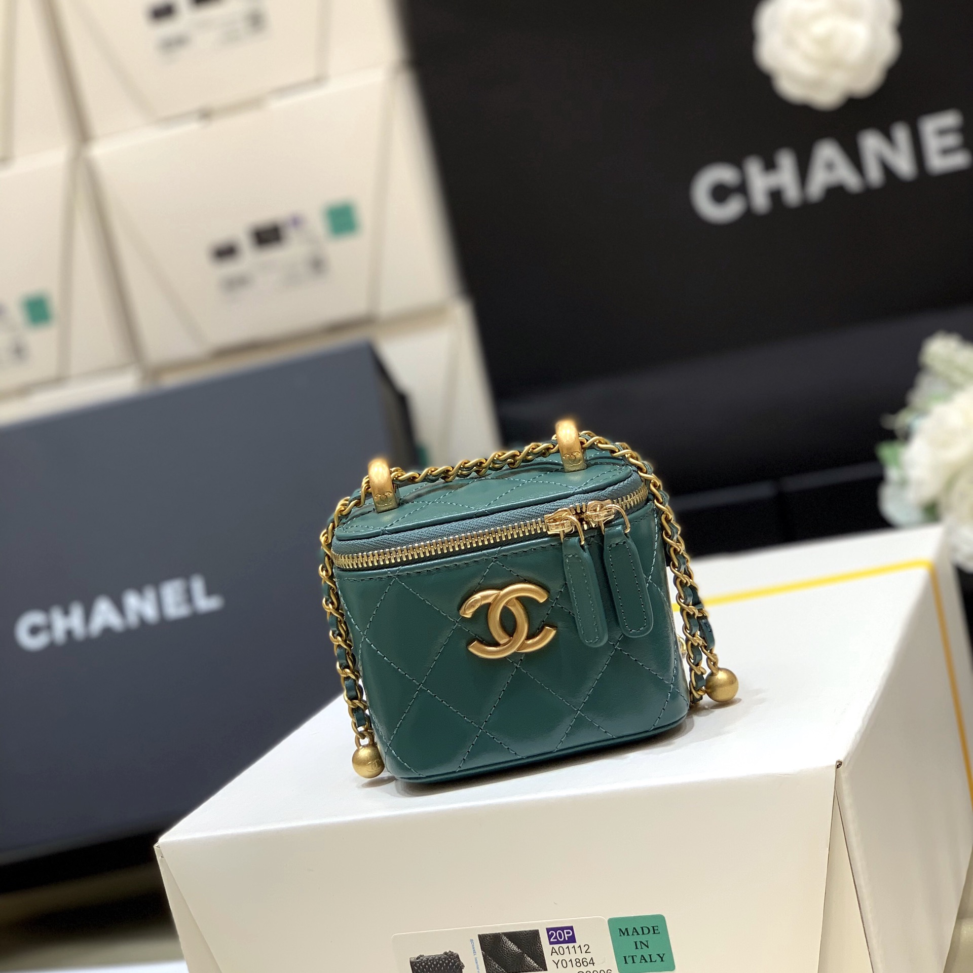 Chanel 高级手工坊双金珠系列盒子斜挎包 AP2292绿色