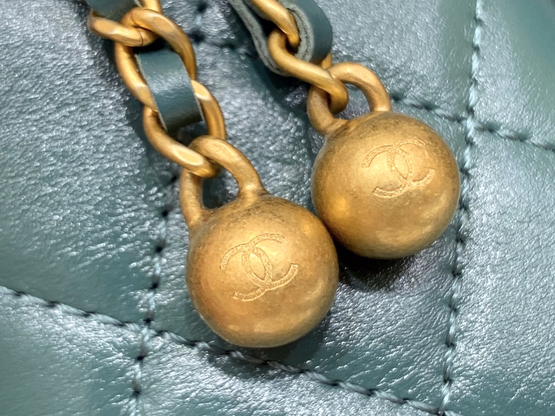 Chanel 高级手工坊双金珠系列盒子斜挎包 AP2292绿色