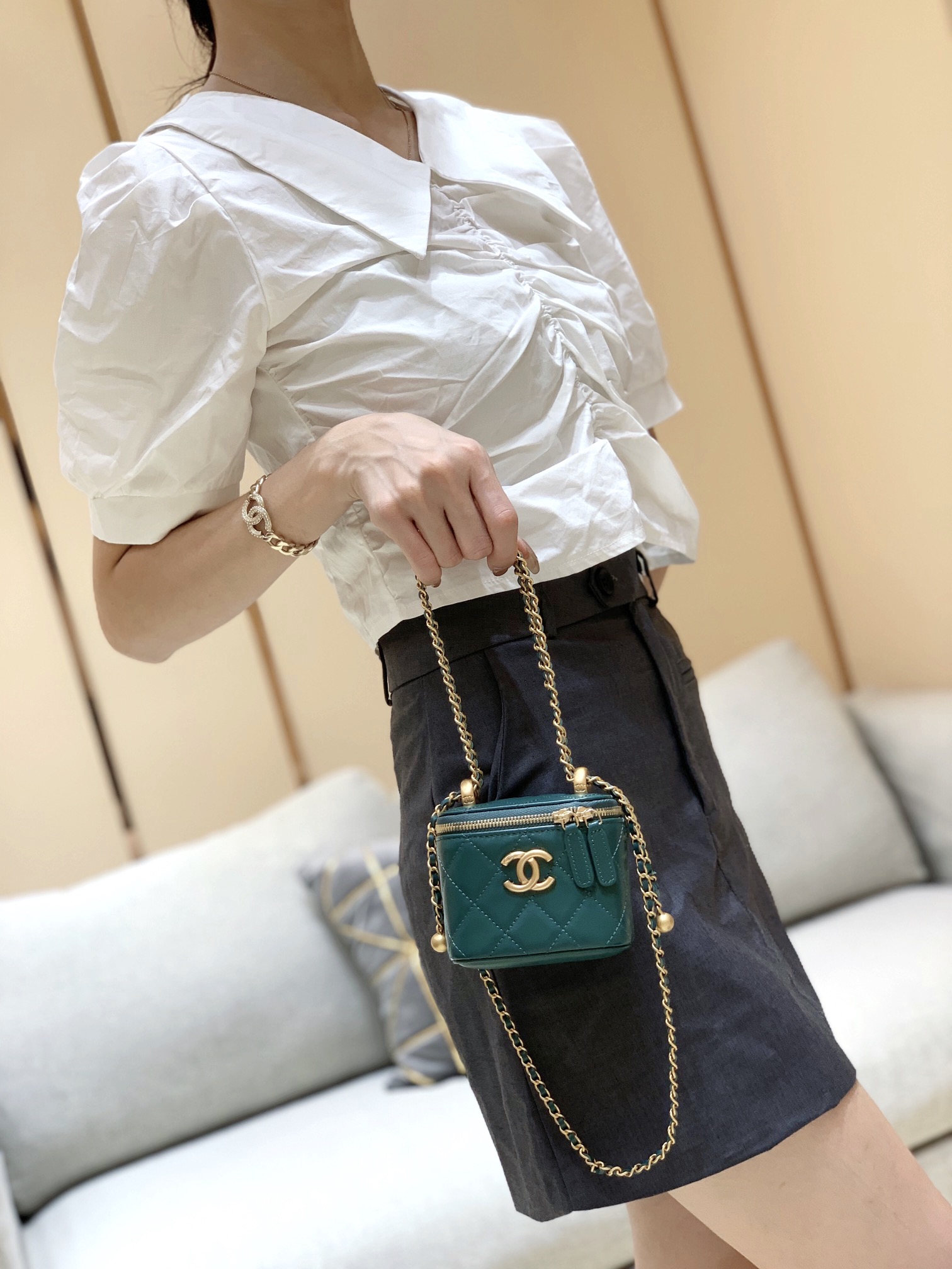 Chanel 高级手工坊双金珠系列盒子斜挎包 AP2292绿色