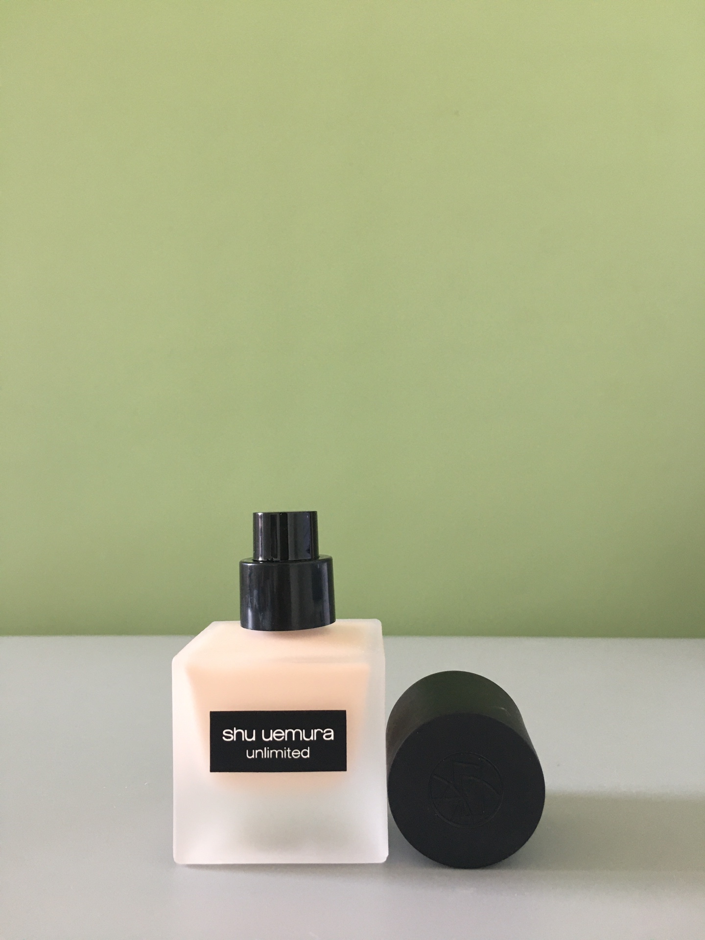 Shu Uemura Unlimited Breathable Lasting Foundation SPF 24, Flawless Finish 4 i1626666884 6286 2