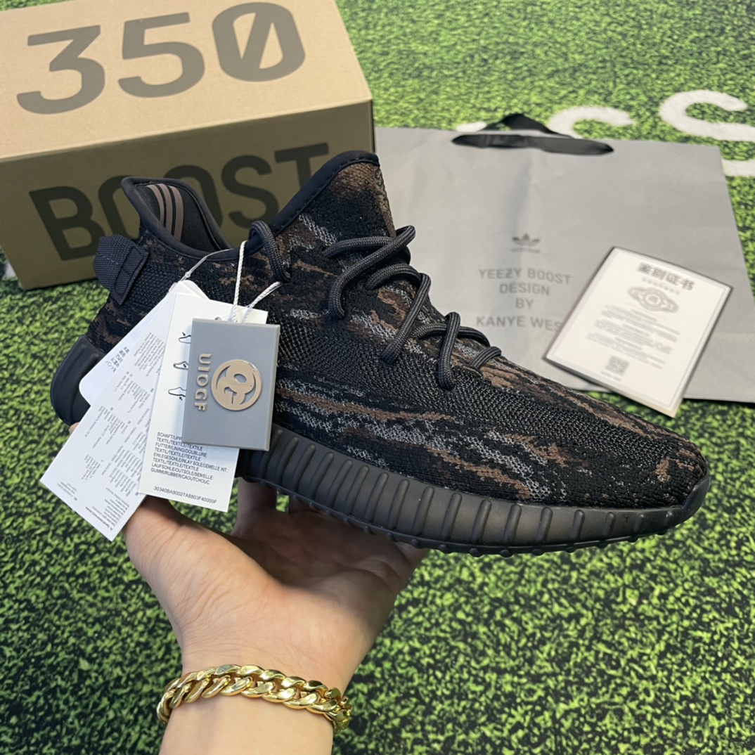 NO:256125,/270 Spot Tyrannosaurus OG version Three-color camouflage Yeezy Boost 350 V2 