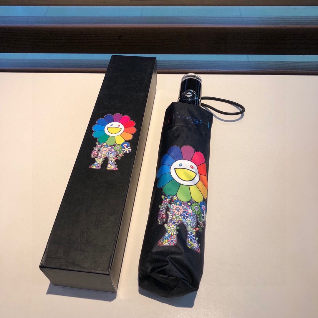 Moschino莫斯奇诺村上隆新款三