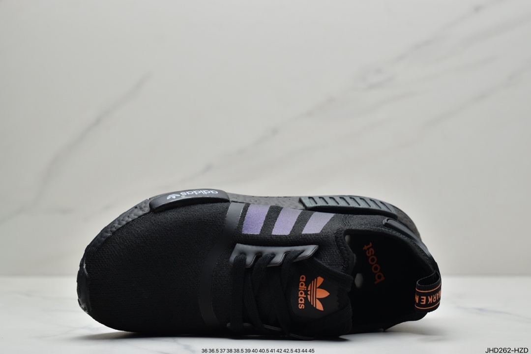 190 阿迪达斯Adidas NMD R1系列 原进装口Boost原料 高密度性弹针织 首发新配色 现货供应 原盒原标  FV8025