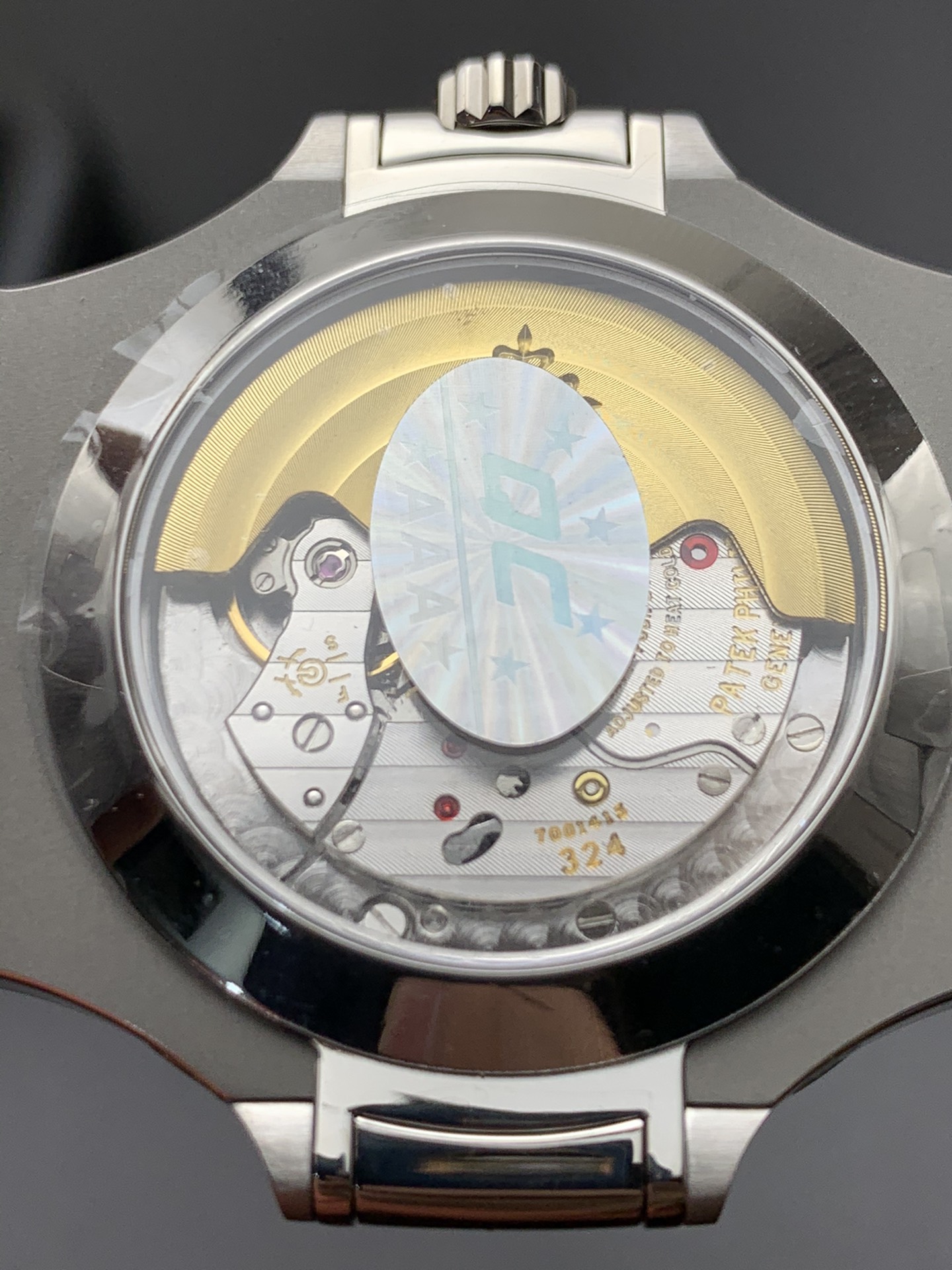 Patek Philippe PPF百达Ref.5726/1A Nautilus系列年历腕表成功上线