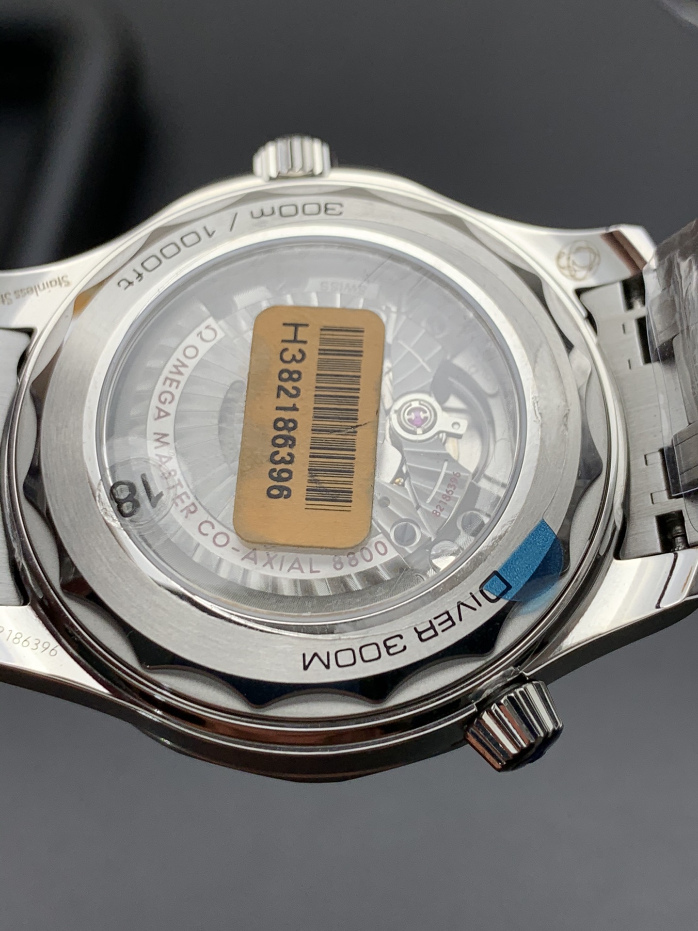 Omega 蓝灰海马300